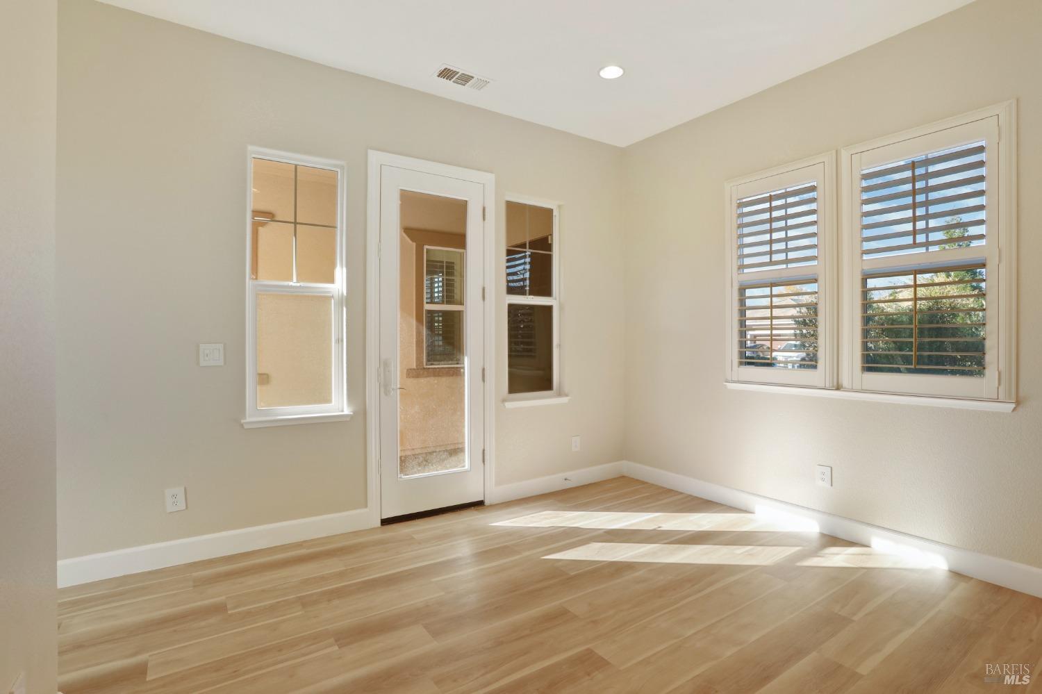 Eagles Nest Court, Vacaville, California image 37