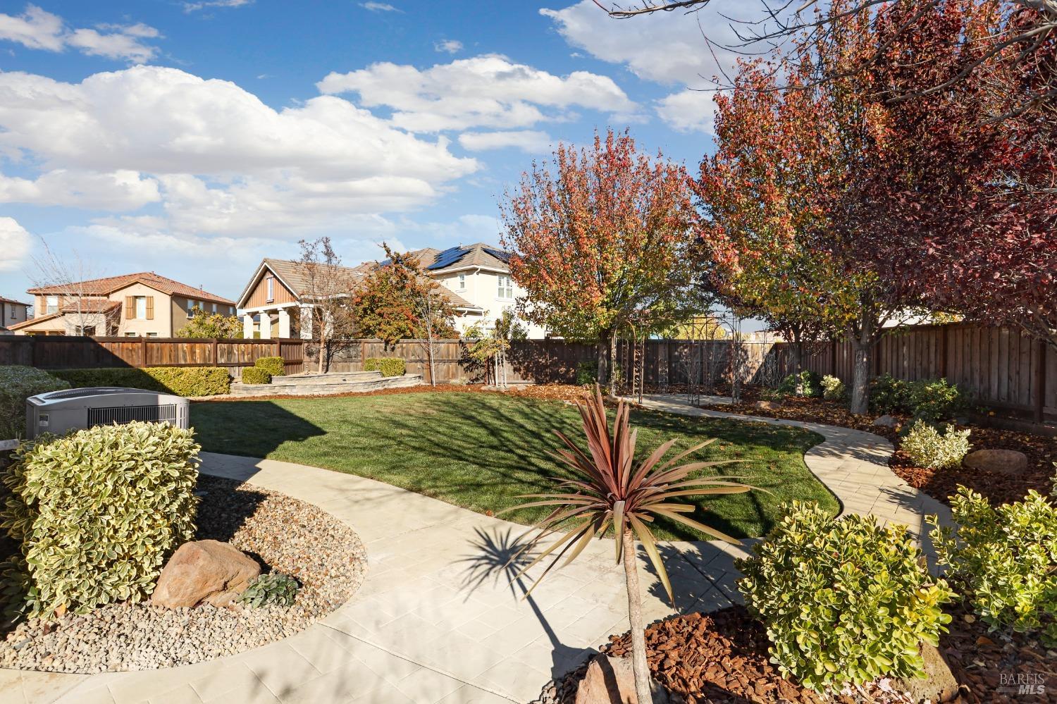 Eagles Nest Court, Vacaville, California image 8