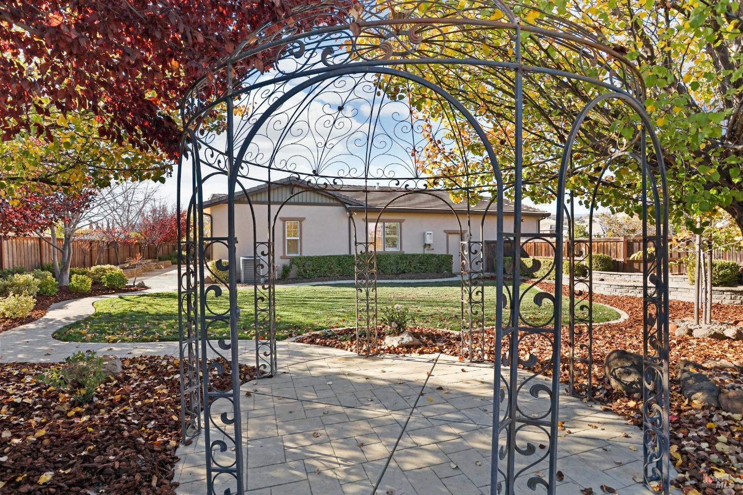 Eagles Nest Court, Vacaville, California image 10