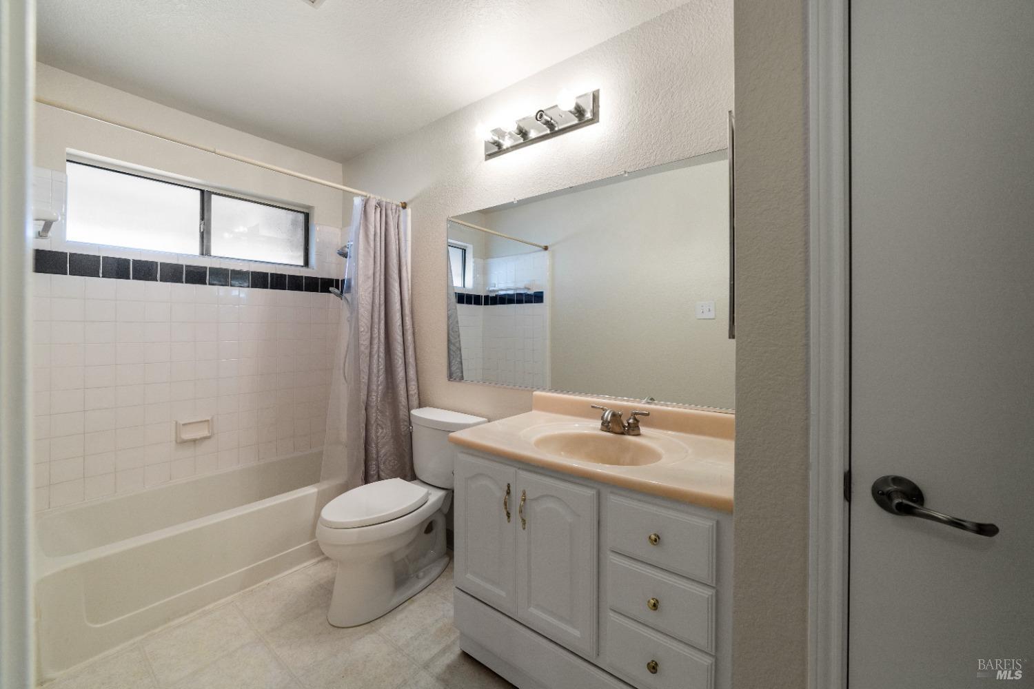 Glen Cove Parkway #1716, Vallejo, California image 14