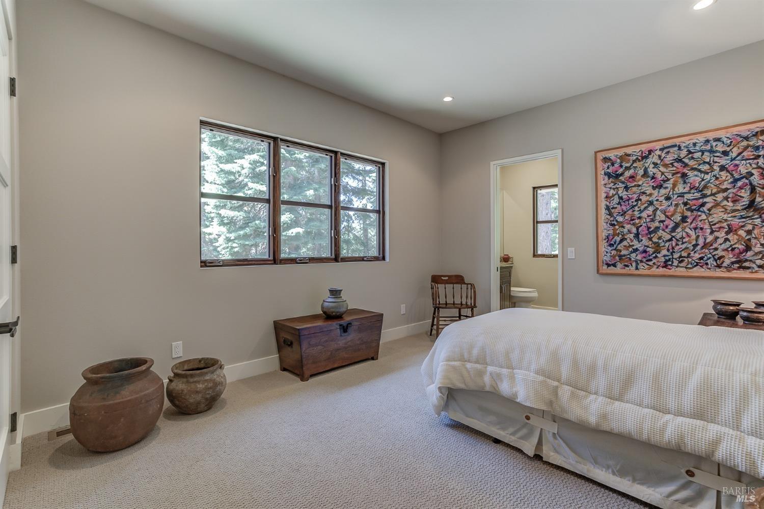 Detail Gallery Image 19 of 51 For 1808 Cold Creek Cir, Mount Shasta,  CA 96067 - 3 Beds | 2/1 Baths