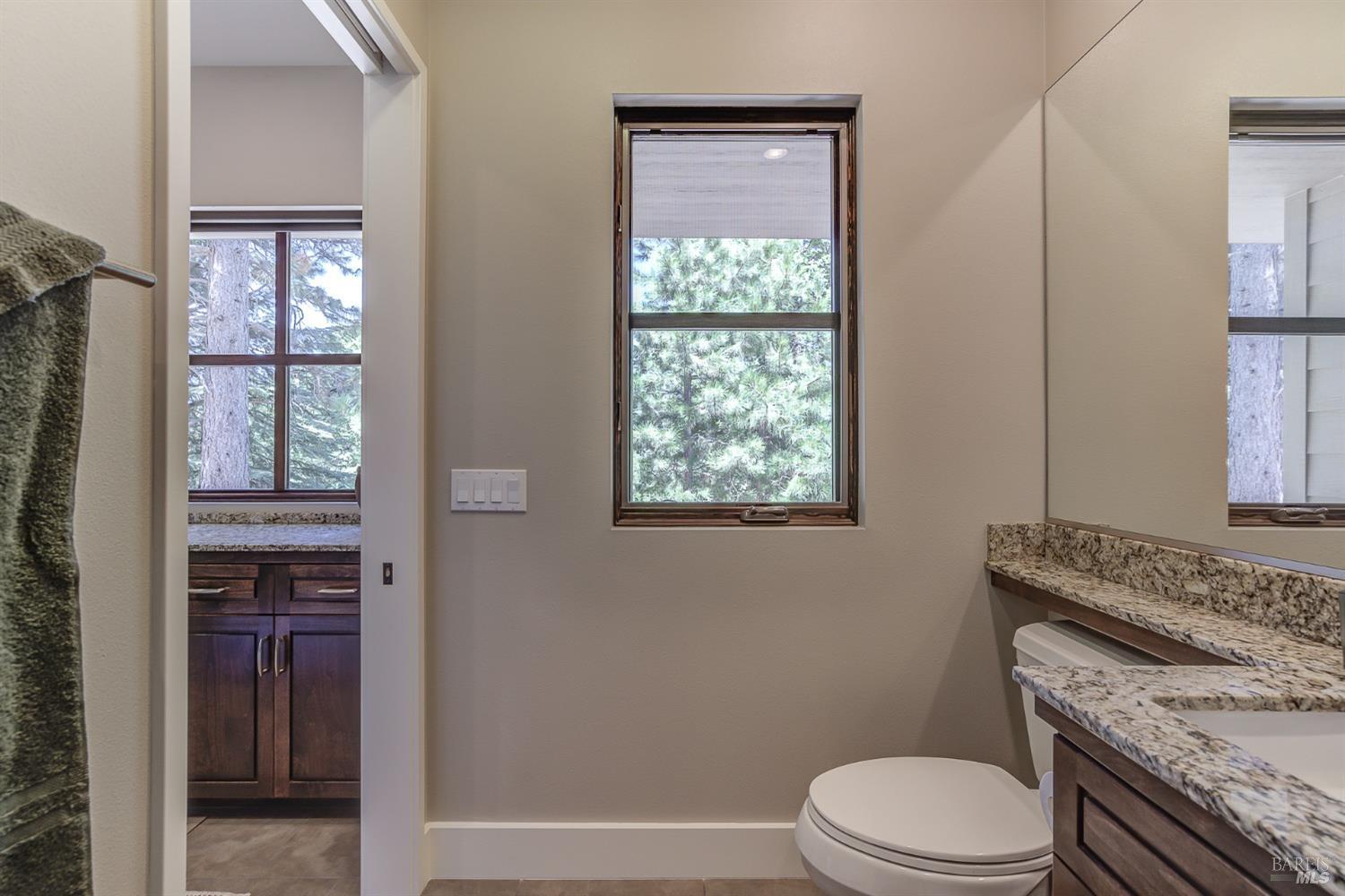 Detail Gallery Image 12 of 51 For 1808 Cold Creek Cir, Mount Shasta,  CA 96067 - 3 Beds | 2/1 Baths