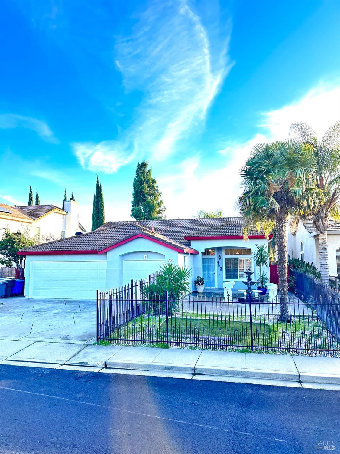 Topaz Circle, Vacaville, California image 18