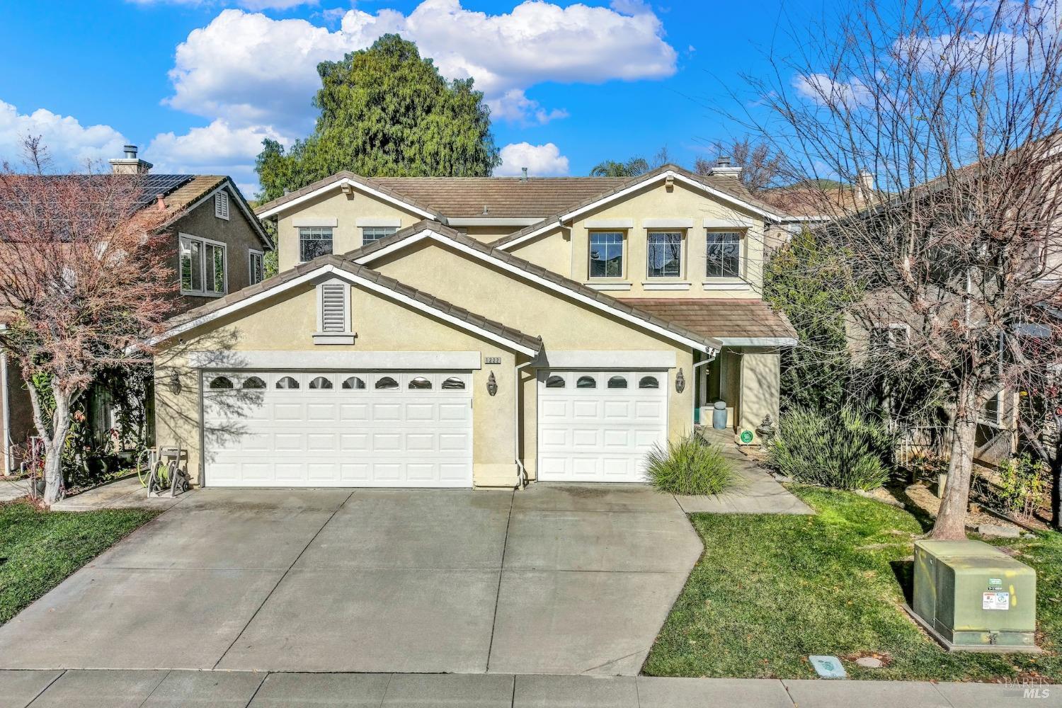 Photo of 1222 Swan Lake Dr in Fairfield, CA
