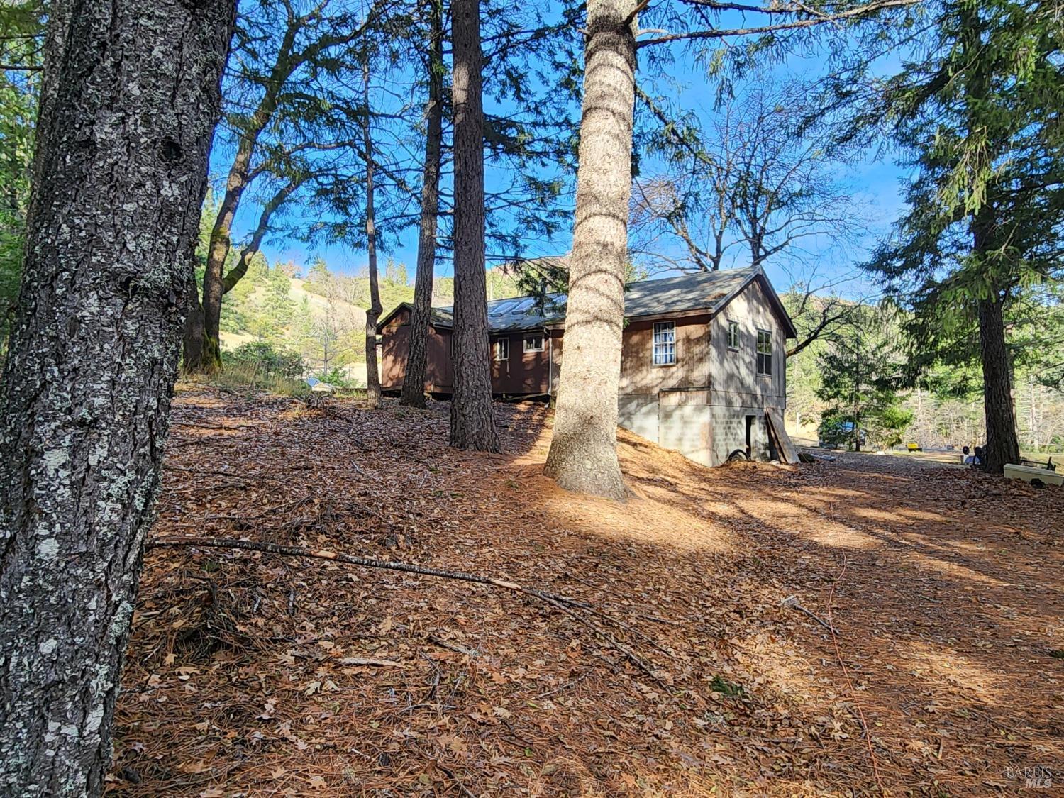 Photo of 53401 Iron Creek Rd in Laytonville, CA