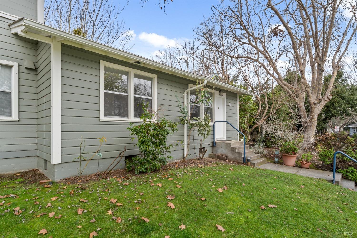 Martin Drive, Novato, California image 15