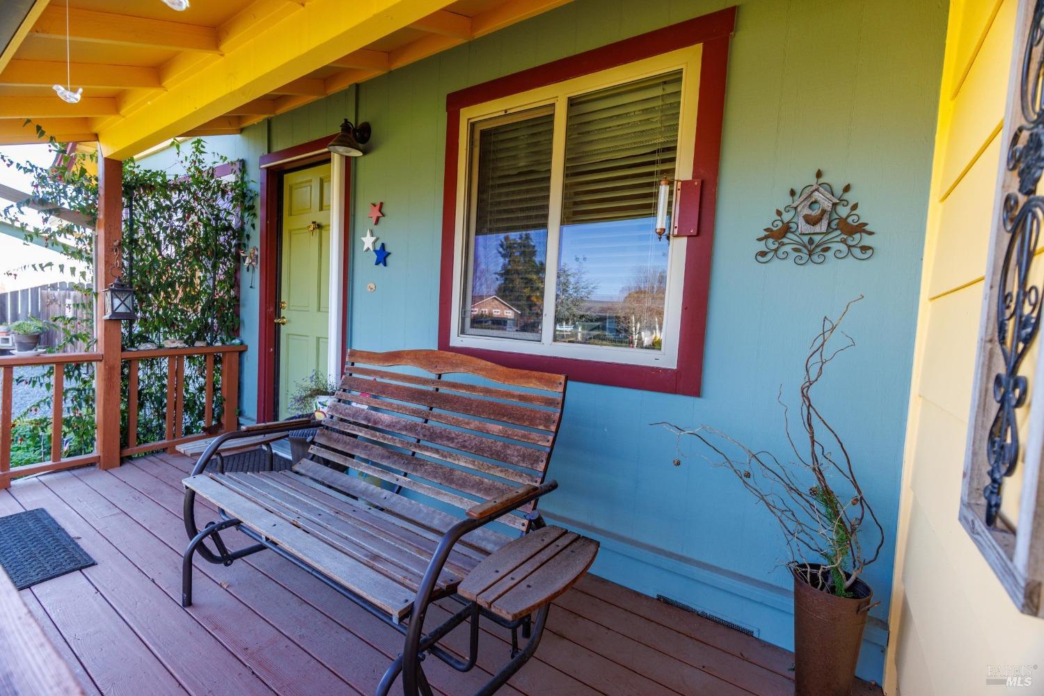 Detail Gallery Image 5 of 47 For 5816 Lowell Ct, Cotati,  CA 94931 - 3 Beds | 2 Baths