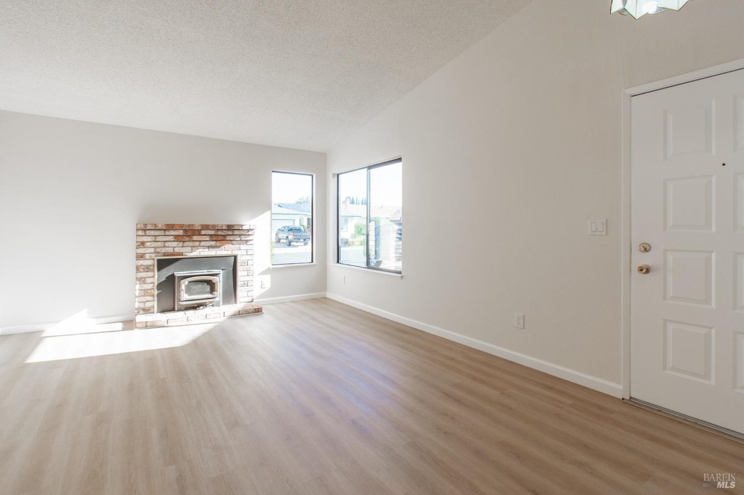 Raleigh Drive, Vacaville, California image 5