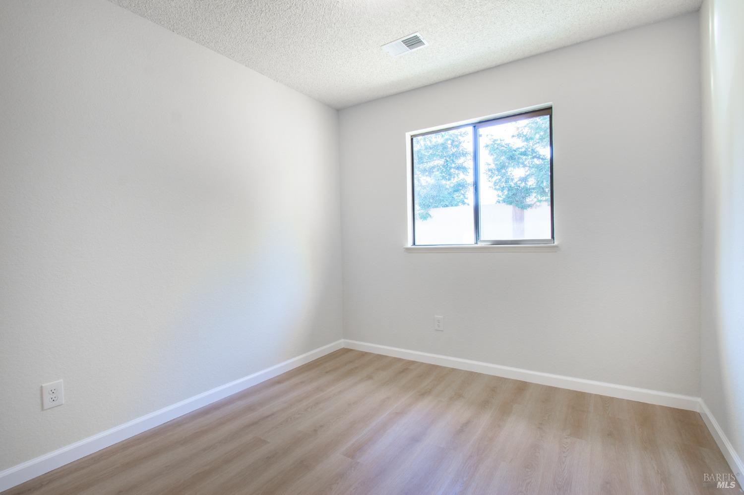 Raleigh Drive, Vacaville, California image 27