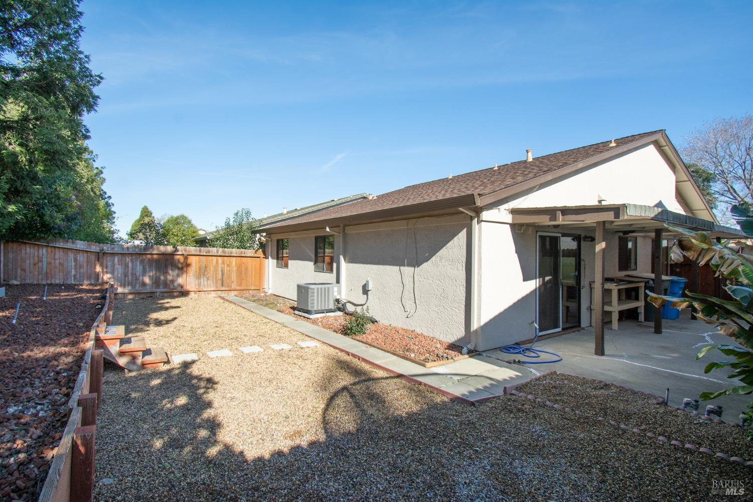 Raleigh Drive, Vacaville, California image 33