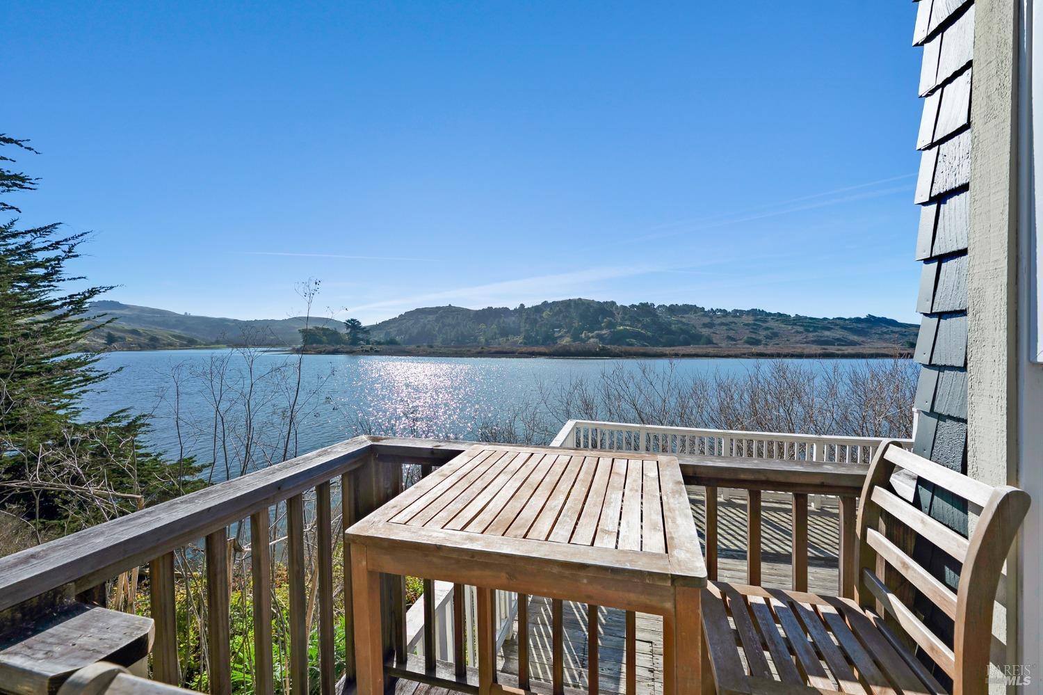Detail Gallery Image 23 of 46 For 10609 Highway 1 Unkn, Jenner,  CA 95450 - 3 Beds | 3 Baths
