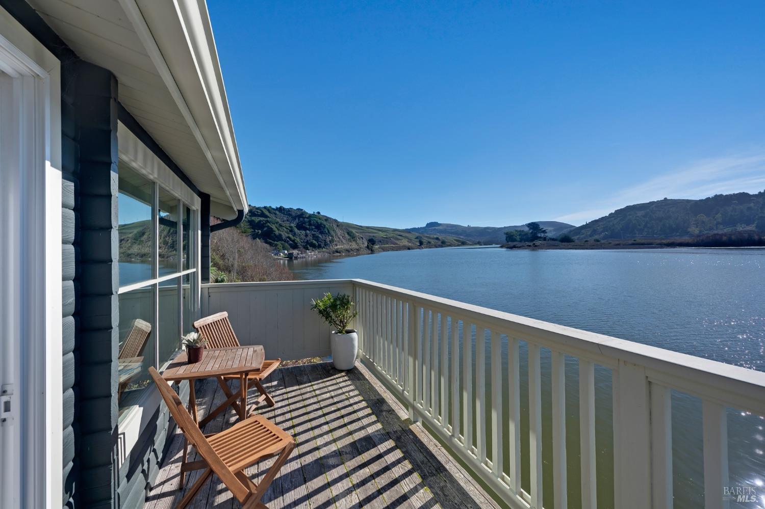 Detail Gallery Image 74 of 82 For 10625 Highway 1 Unkn, Jenner,  CA 95450 - 8 Beds | 9 Baths
