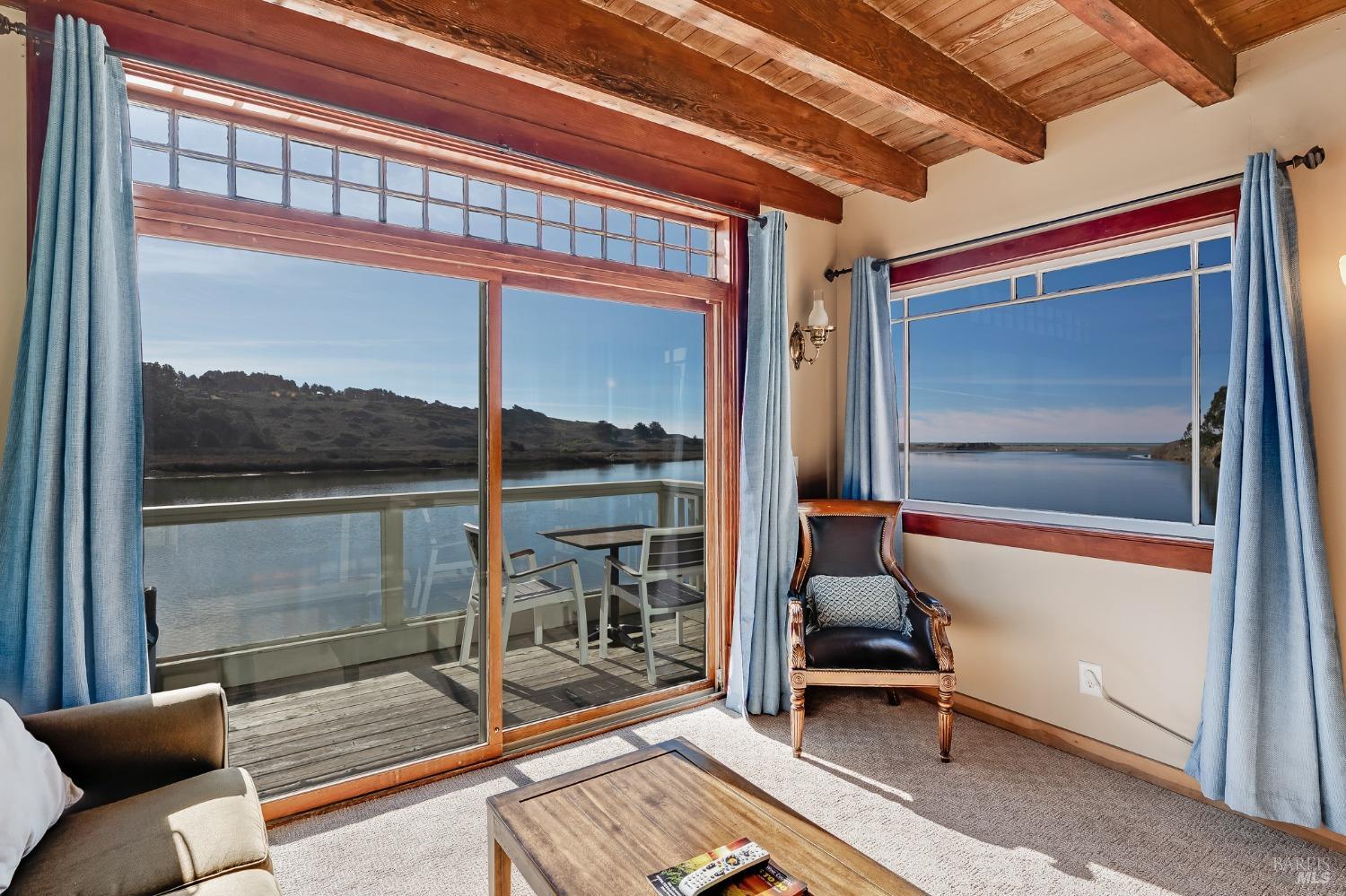 Detail Gallery Image 33 of 82 For 10625 Highway 1 Unkn, Jenner,  CA 95450 - 8 Beds | 9 Baths
