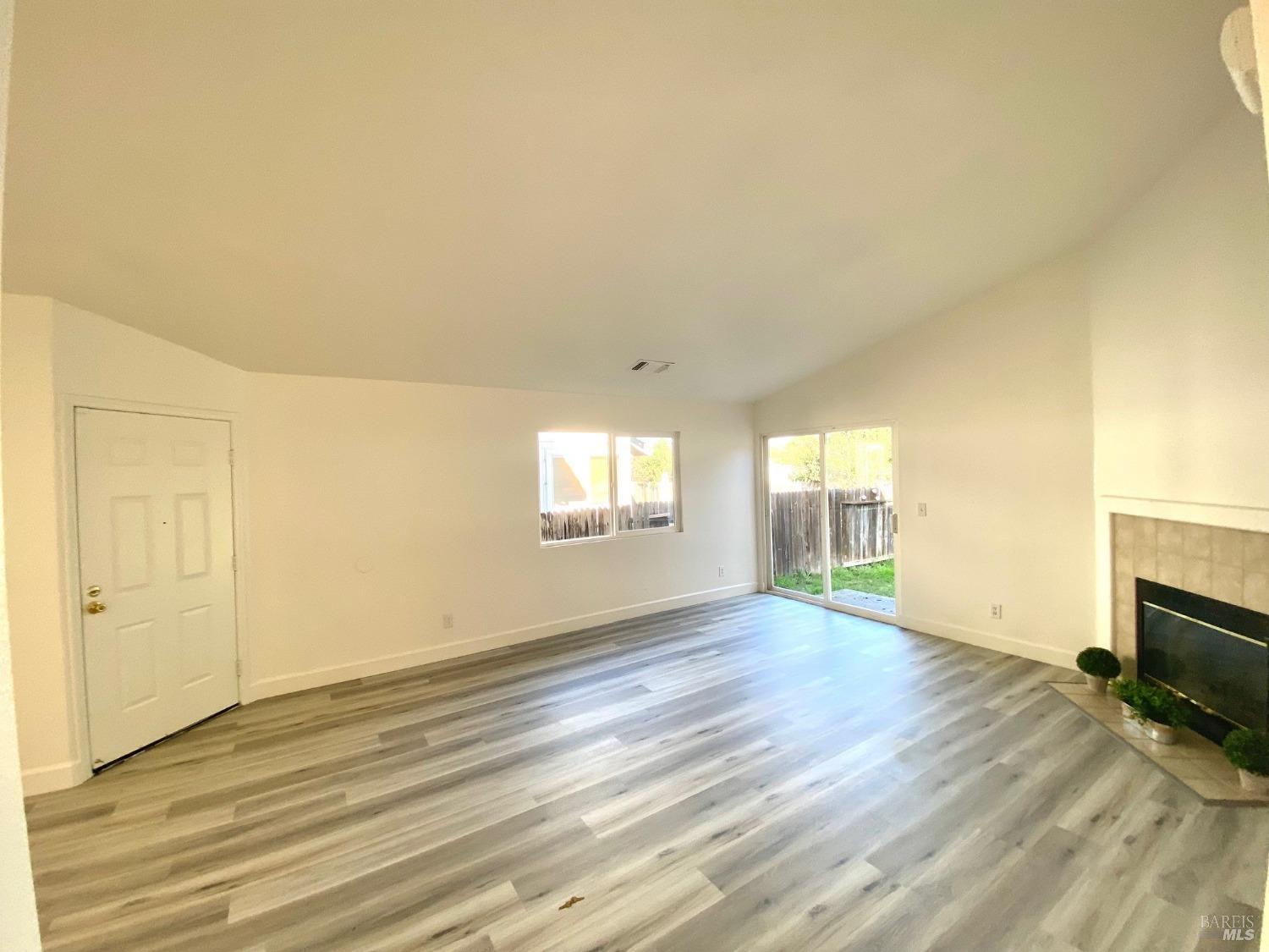 Araquipa Court, Vacaville, California image 7