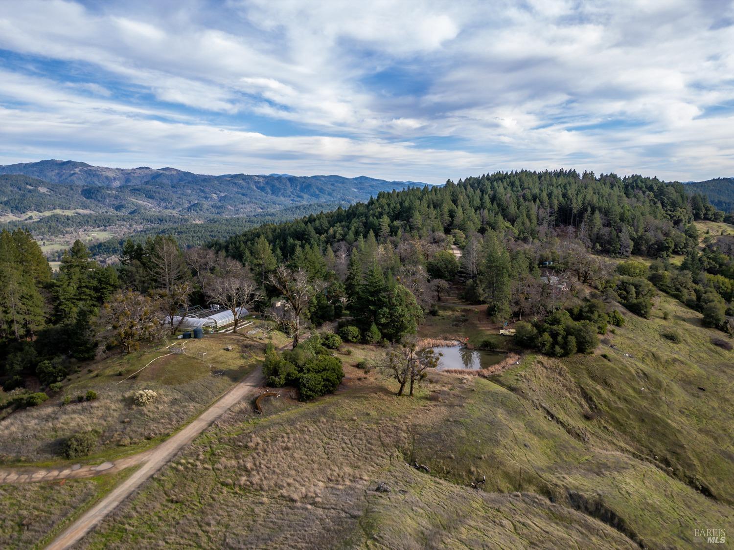 Detail Gallery Image 28 of 31 For 50410 Highway 101 Unkn, Laytonville,  CA 95454 - 3 Beds | 2 Baths