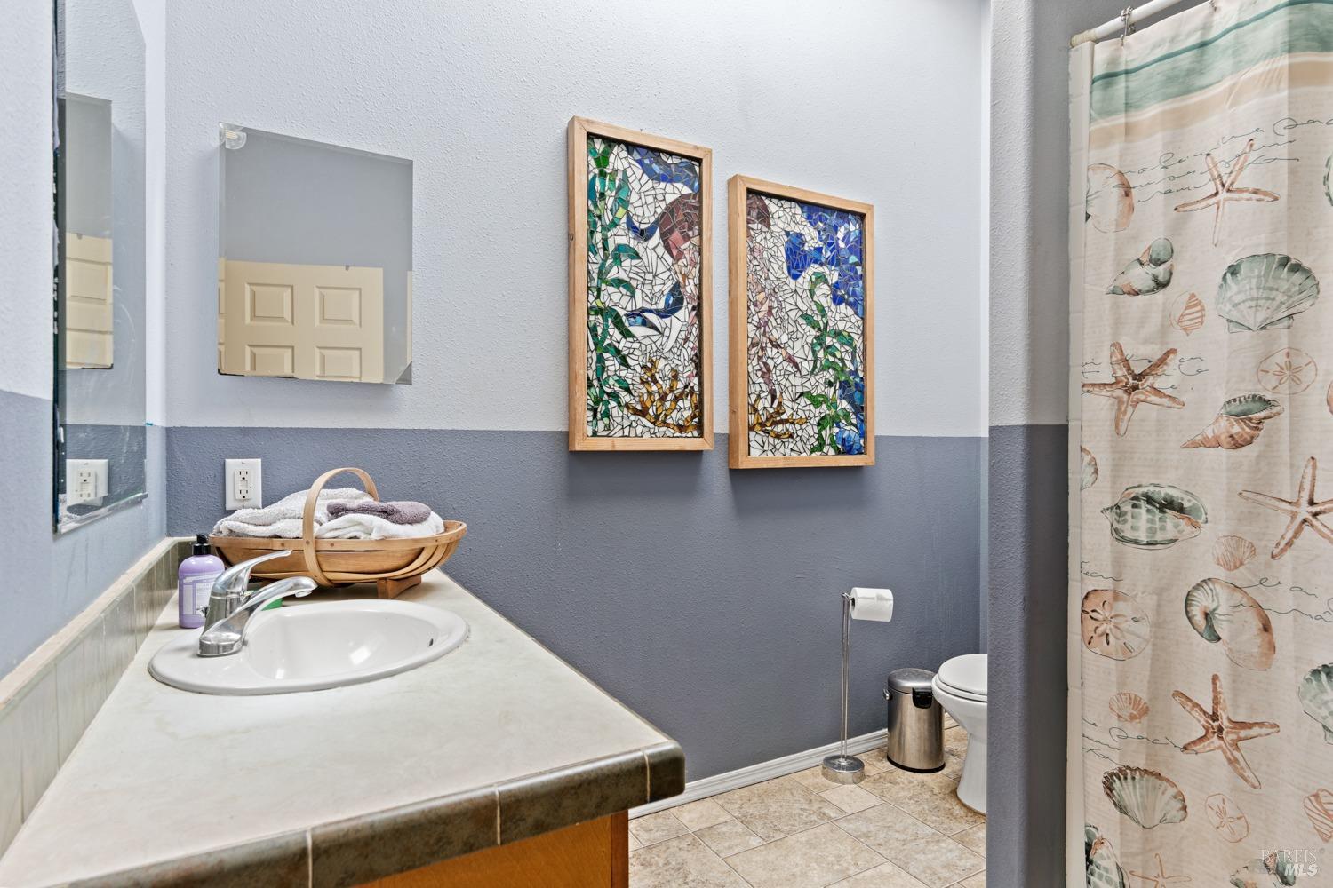 Detail Gallery Image 17 of 31 For 50410 Highway 101 Unkn, Laytonville,  CA 95454 - 3 Beds | 2 Baths