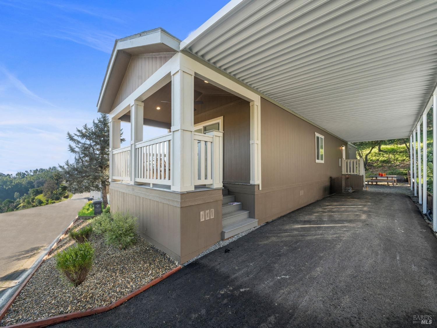 Detail Gallery Image 19 of 30 For 39 Scenic Dr, Novato,  CA 94949 - 2 Beds | 1 Baths