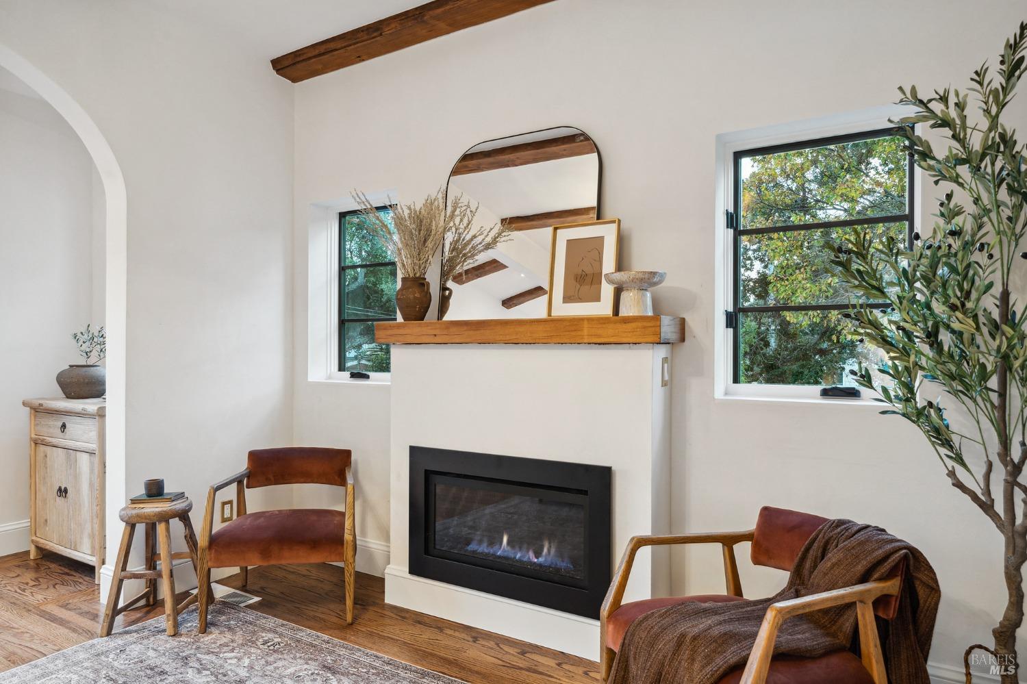 Detail Gallery Image 26 of 64 For 137 Oak Knoll Ave, San Anselmo,  CA 94960 - 4 Beds | 3/1 Baths