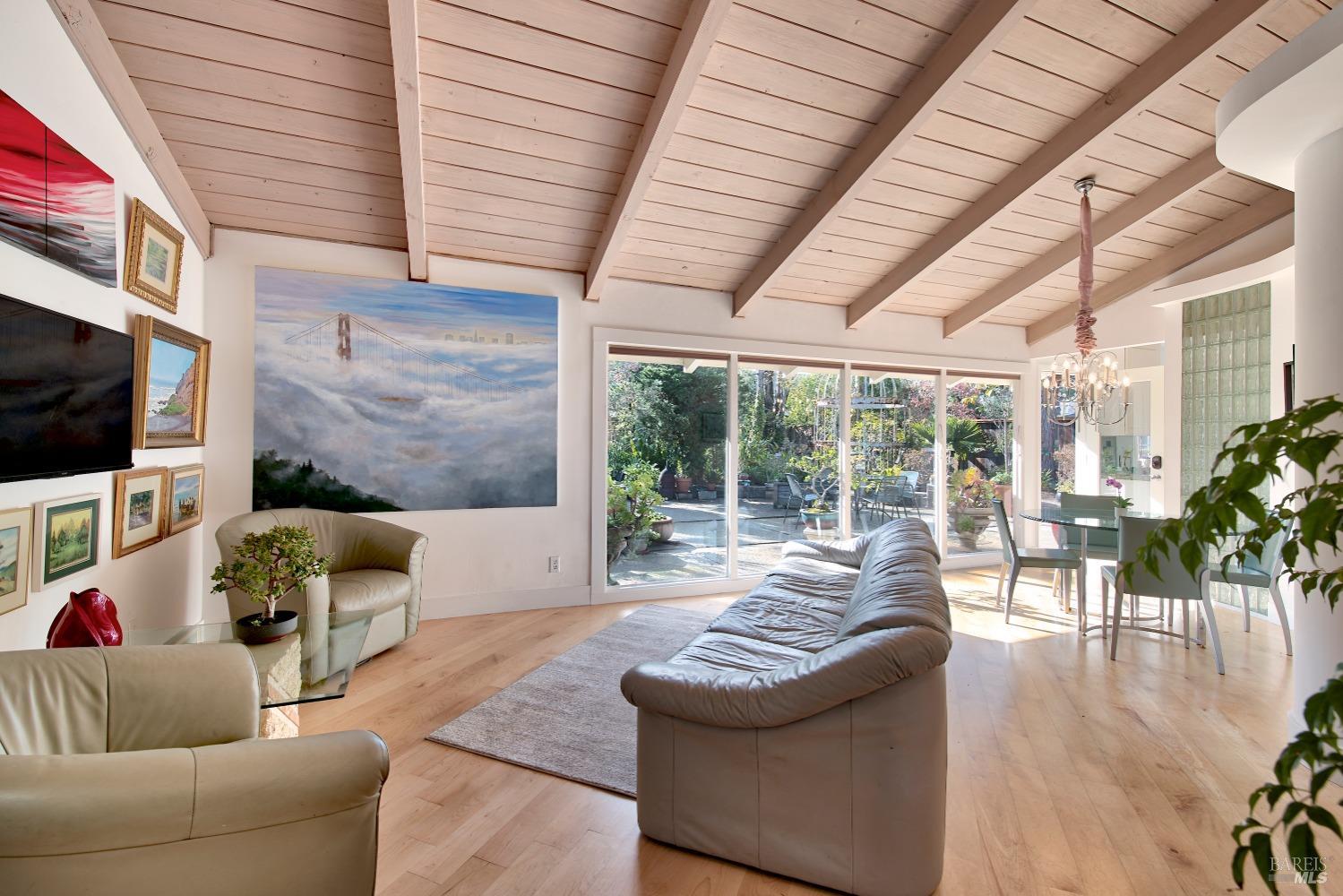 Detail Gallery Image 1 of 1 For 270 Cecilia Way, Tiburon,  CA 94920 - 3 Beds | 1 Baths
