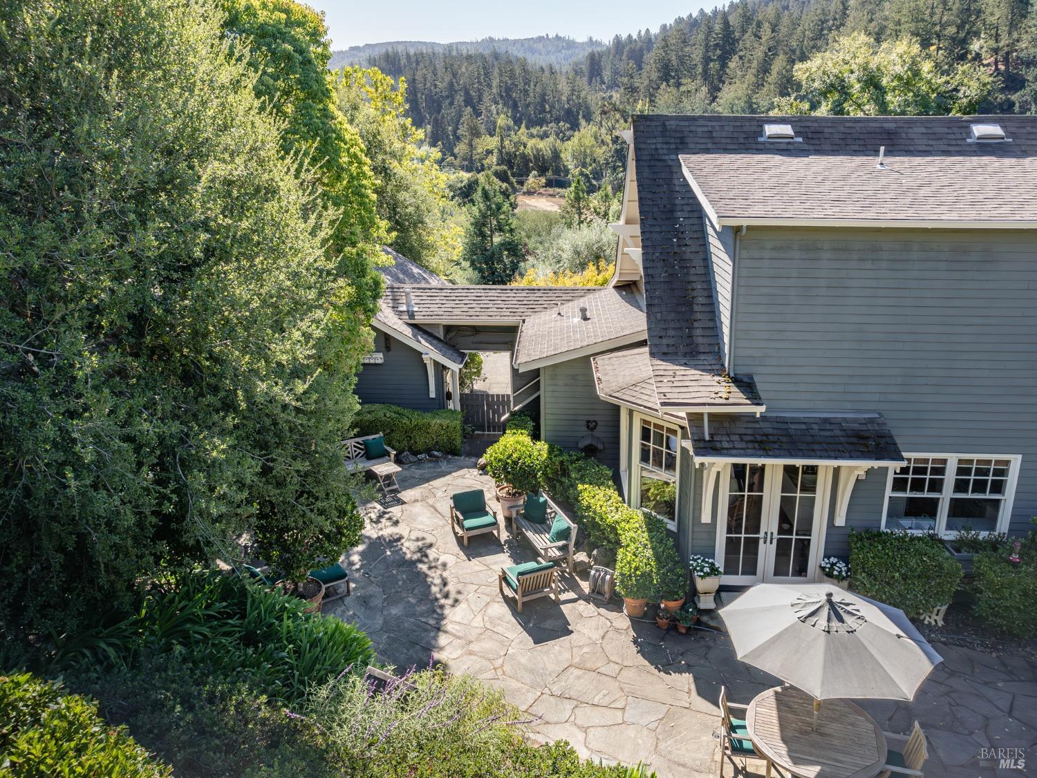 Detail Gallery Image 31 of 38 For 75 Wild Iris Rd, San Geronimo,  CA 94963 - 4 Beds | 2/1 Baths