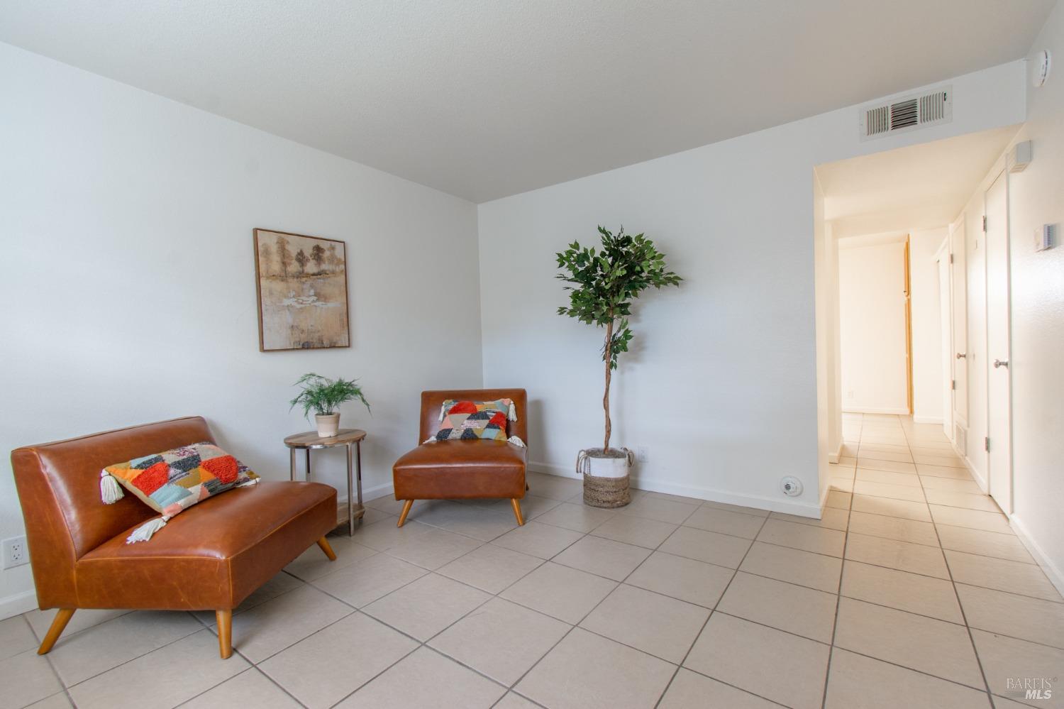 Callen Street #B, Vacaville, California image 2