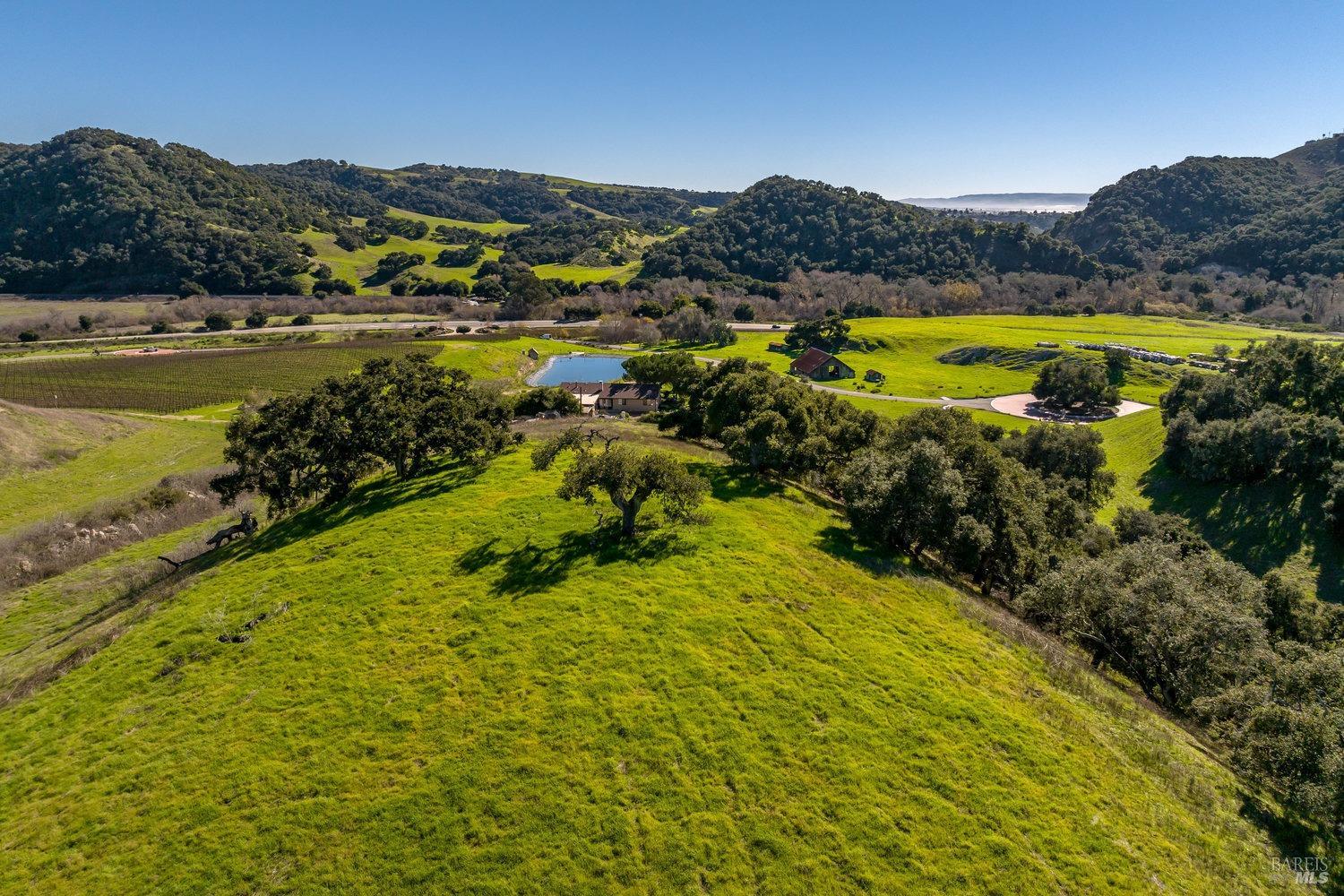 Detail Gallery Image 25 of 52 For 500 Spanish Springs Dr, San Luis Obispo,  CA 93401 - 3 Beds | 2 Baths