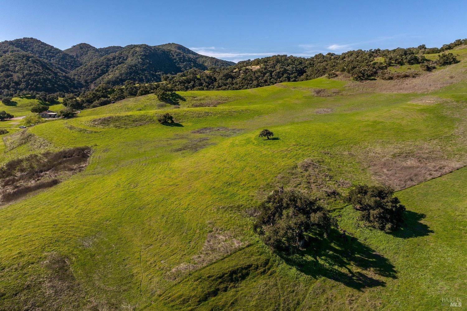 Detail Gallery Image 15 of 52 For 500 Spanish Springs Dr, San Luis Obispo,  CA 93401 - 3 Beds | 2 Baths