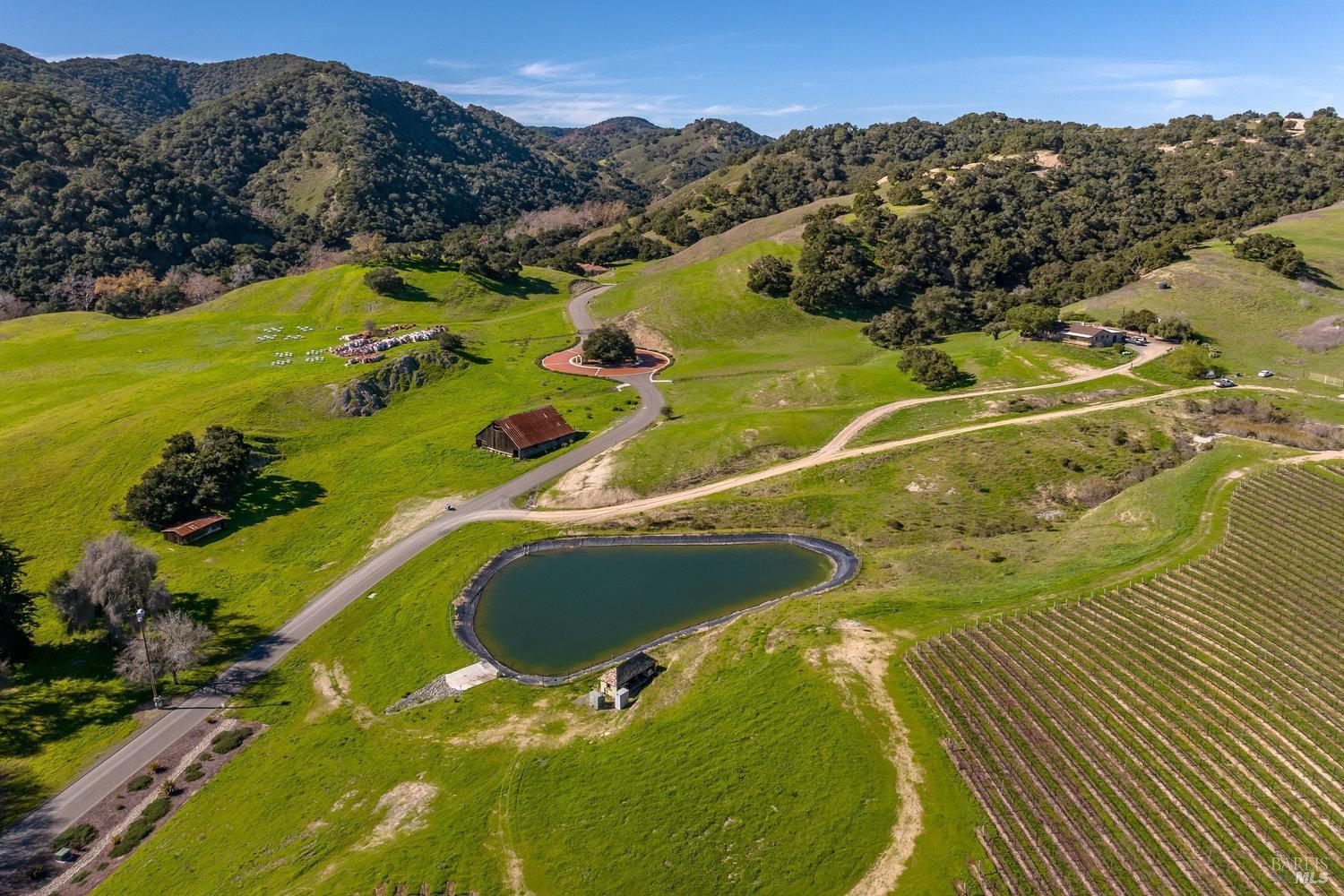 Detail Gallery Image 9 of 52 For 500 Spanish Springs Dr, San Luis Obispo,  CA 93401 - 3 Beds | 2 Baths