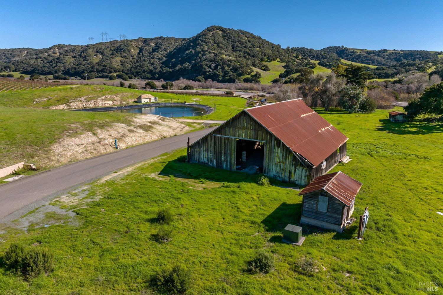 Detail Gallery Image 12 of 52 For 500 Spanish Springs Dr, San Luis Obispo,  CA 93401 - 3 Beds | 2 Baths