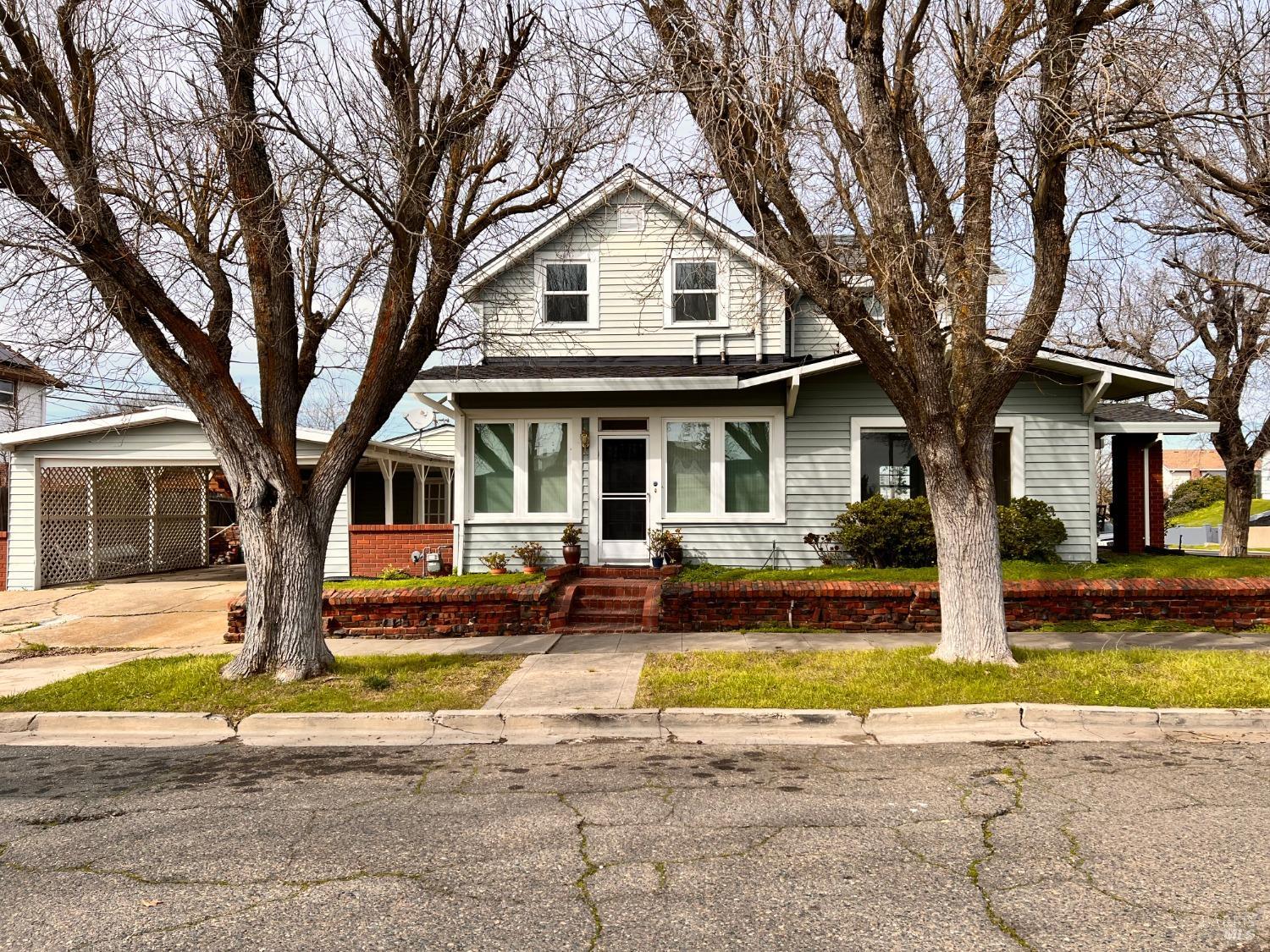 Detail Gallery Image 6 of 56 For 605 Main St, Rio Vista,  CA 94571 - 4 Beds | 2/1 Baths