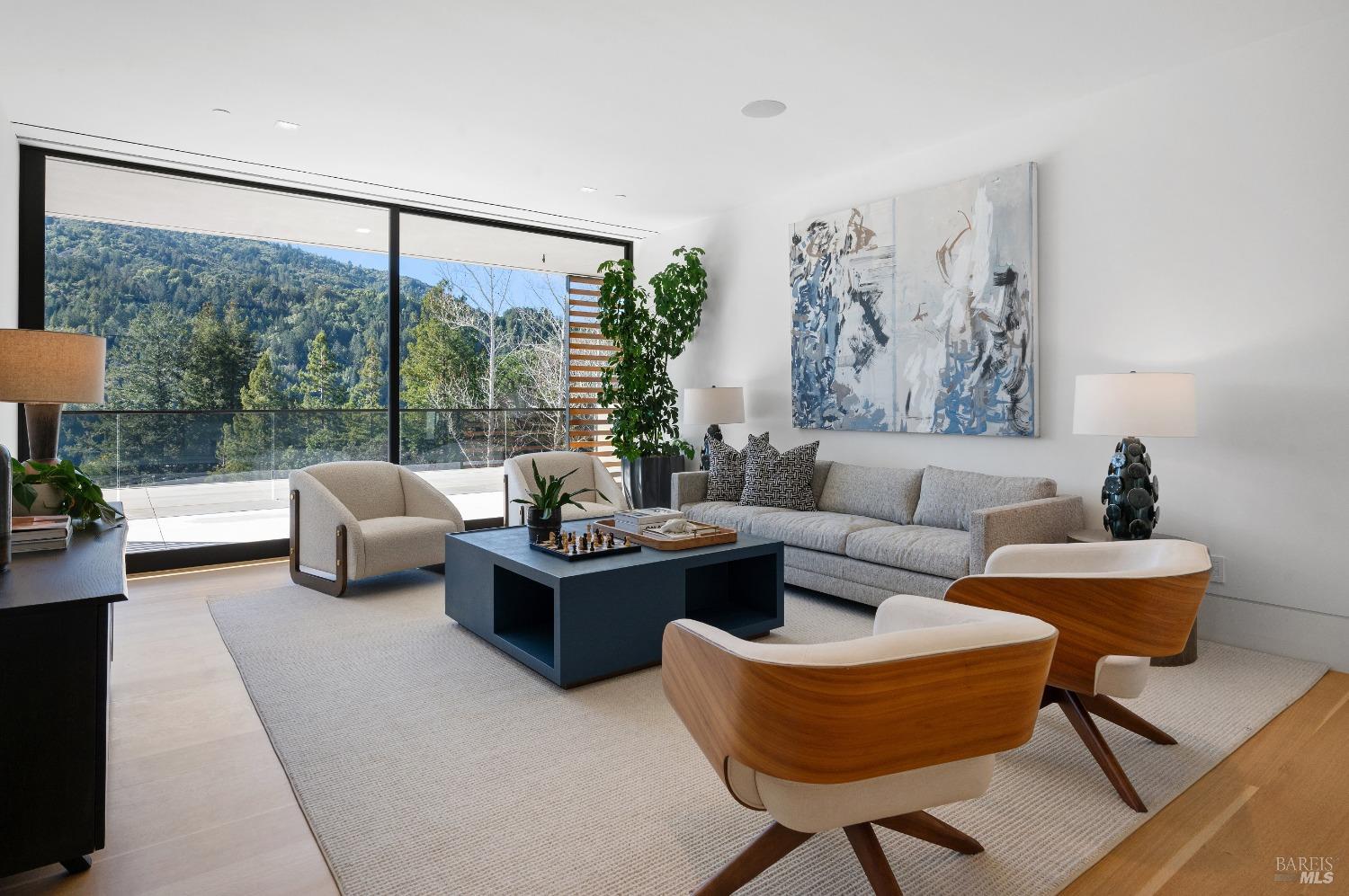 Detail Gallery Image 11 of 12 For 70 Ridgecrest Rd, Kentfield,  CA 94904 - 6 Beds | 6/2 Baths