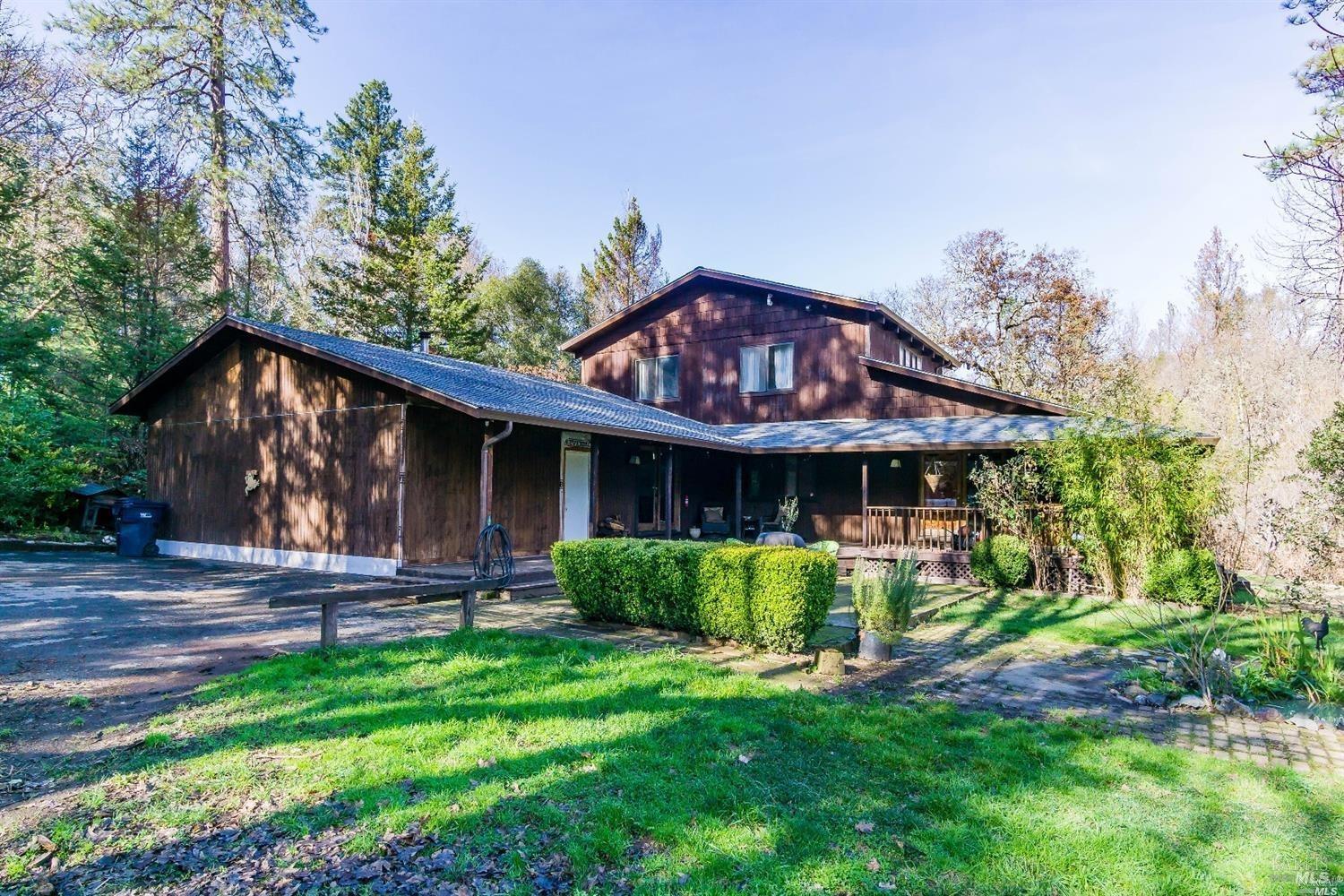 Photo of 2304 Rancheria Rd in Redwood Valley, CA