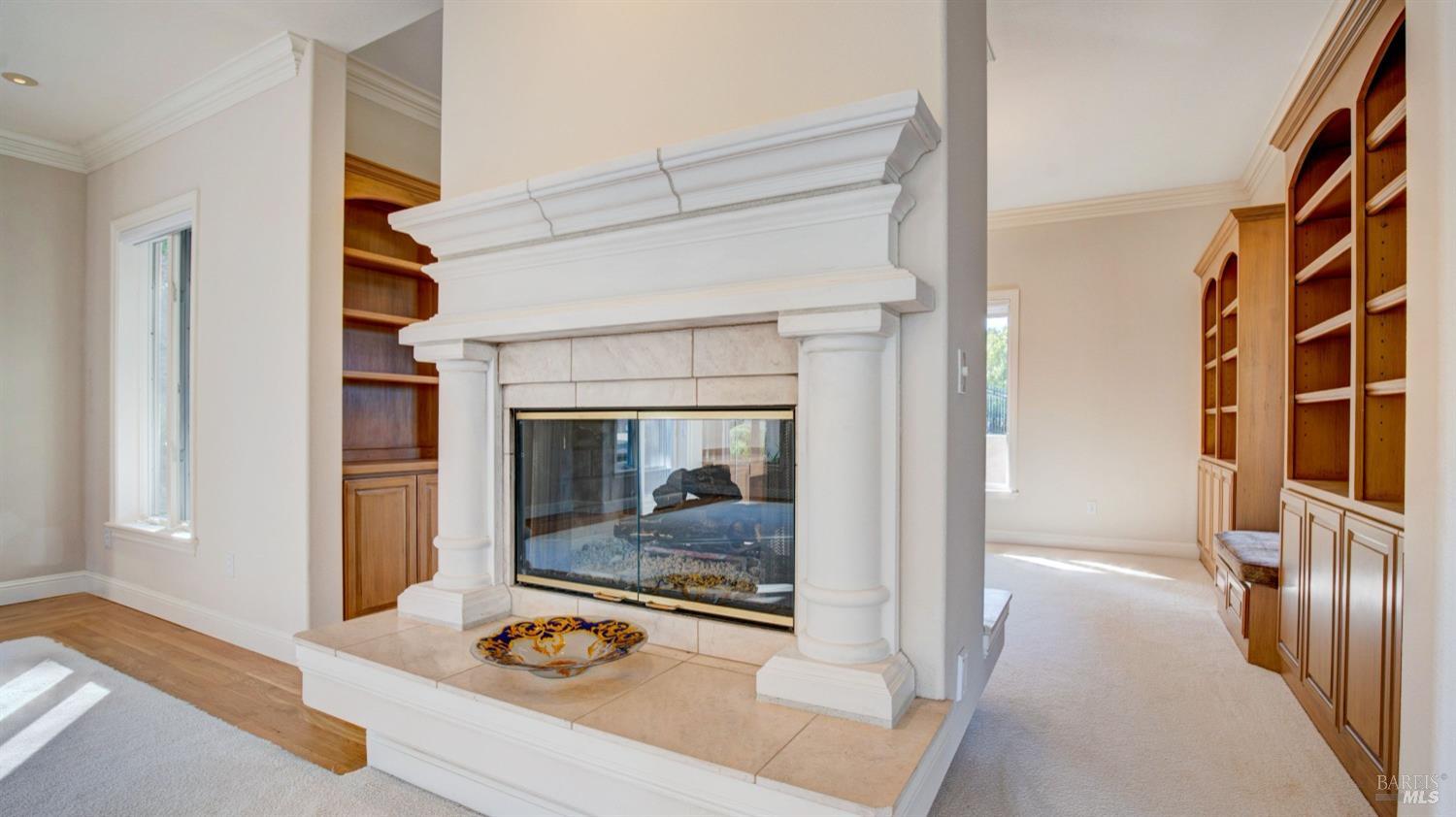 Detail Gallery Image 21 of 48 For 75 Bond Ln, Tiburon,  CA 94920 - 6 Beds | 5/1 Baths