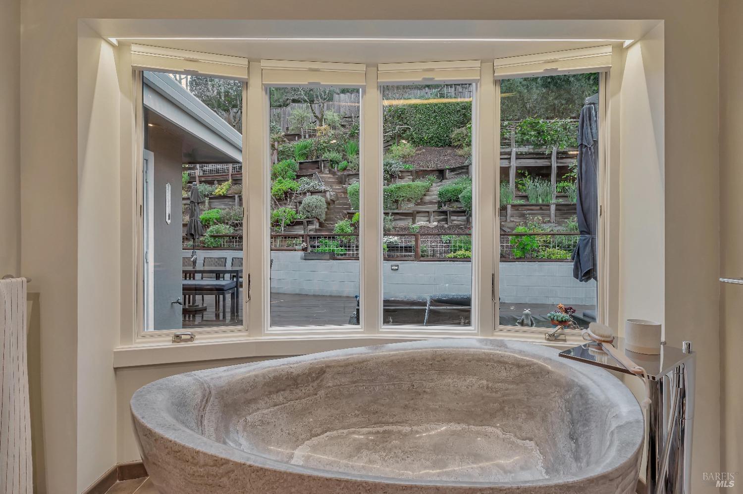 Detail Gallery Image 28 of 47 For 235 via La Cumbre Unkn, Greenbrae,  CA 94904 - 3 Beds | 3/1 Baths