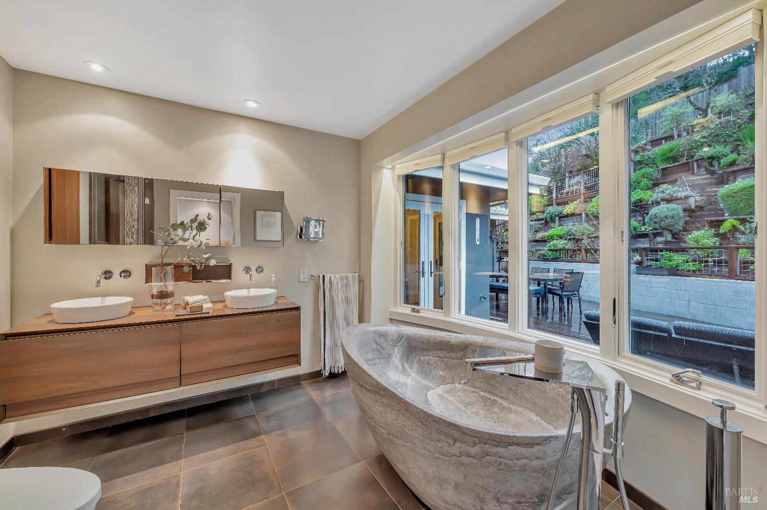 Detail Gallery Image 27 of 47 For 235 via La Cumbre Unkn, Greenbrae,  CA 94904 - 3 Beds | 3/1 Baths