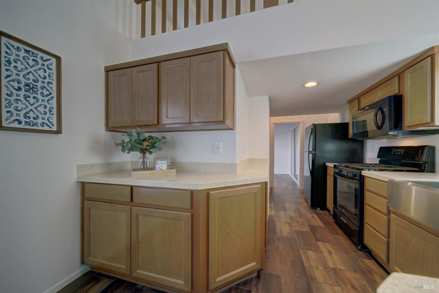 Detail Gallery Image 6 of 18 For 700 Shady Glen Rd 35, Vacaville,  CA 95688 - 1 Beds | 1 Baths