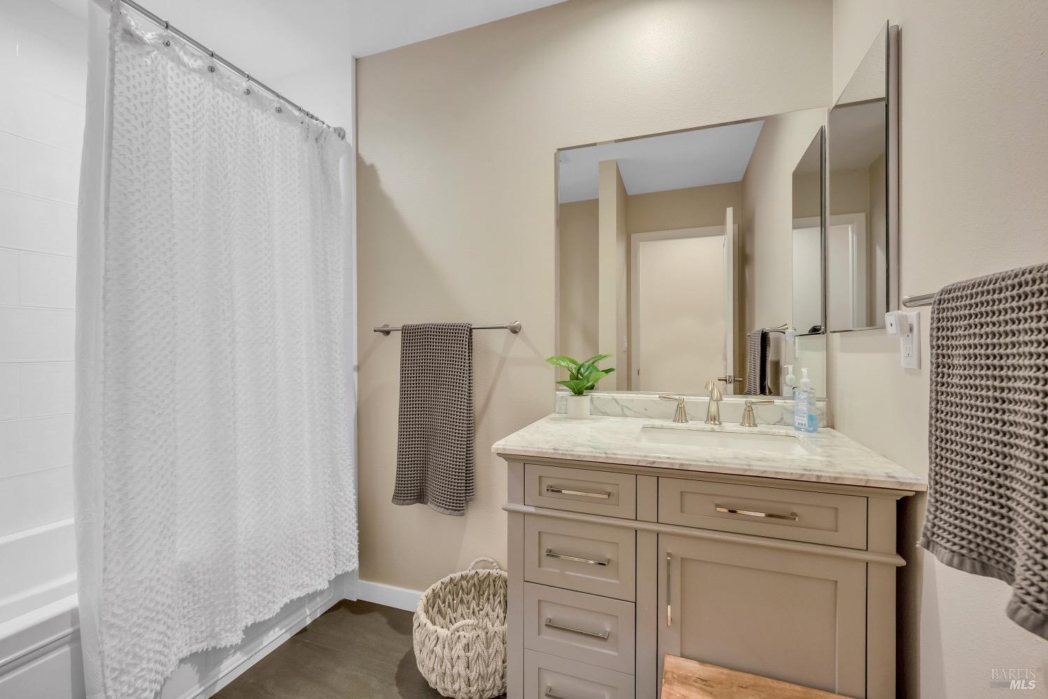 Detail Gallery Image 20 of 32 For 21714 Dry Creek Cut off Rd, Middletown,  CA 95461 - 3 Beds | 2/1 Baths