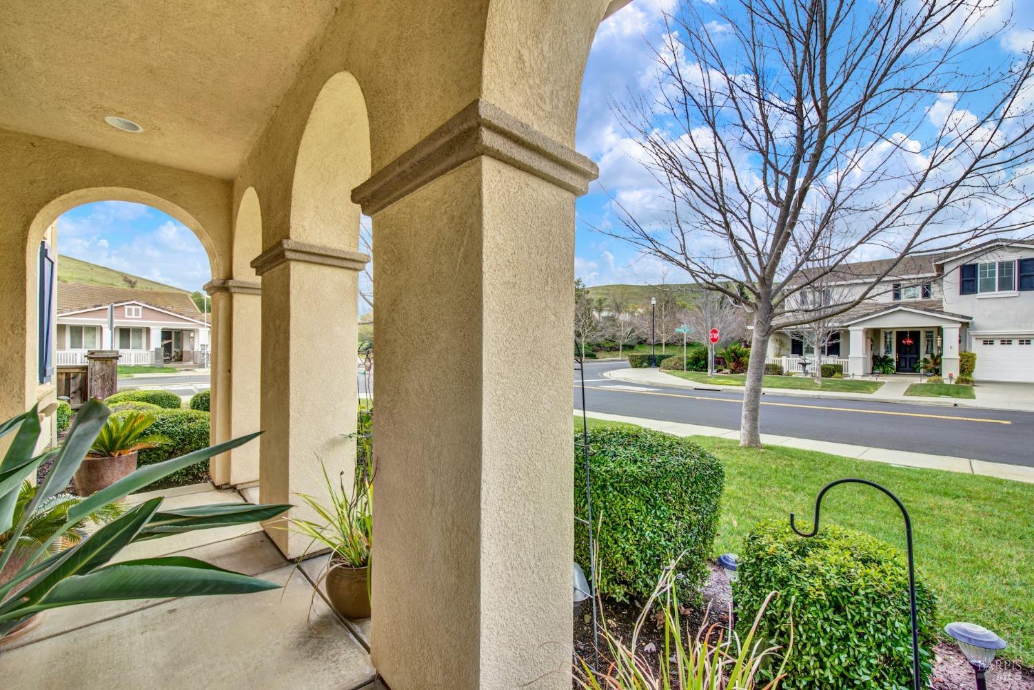 Detail Gallery Image 21 of 99 For 3502 Sunny Hill Ct, Fairfield,  CA 94534 - 4 Beds | 3 Baths
