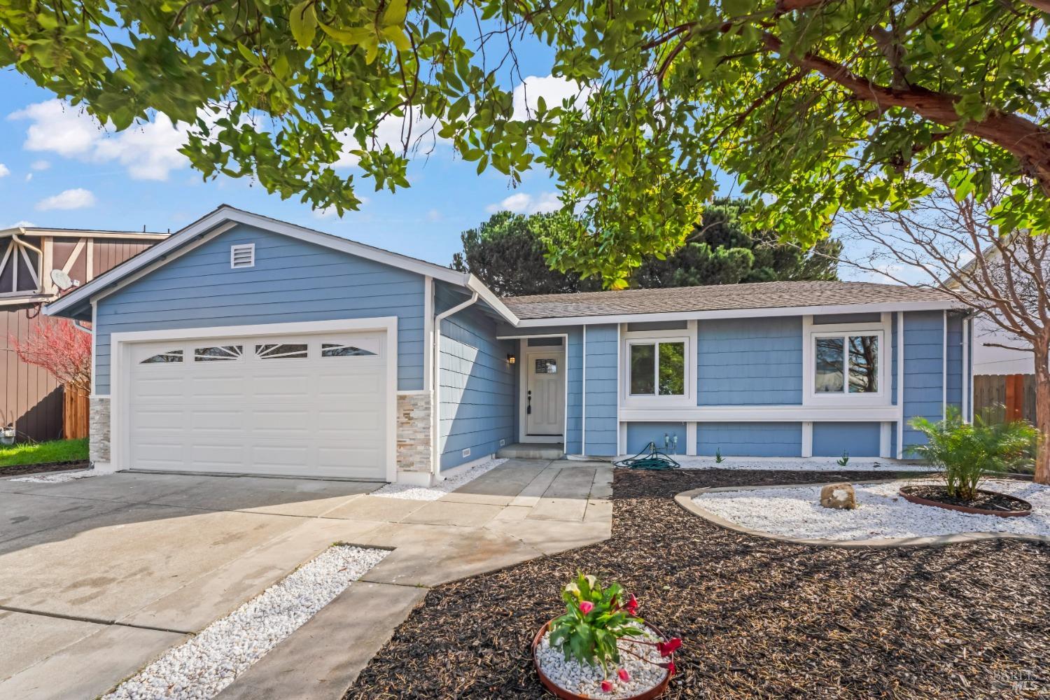 Detail Gallery Image 1 of 1 For 817 Harrier Dr, Suisun City,  CA 94585 - 4 Beds | 2 Baths