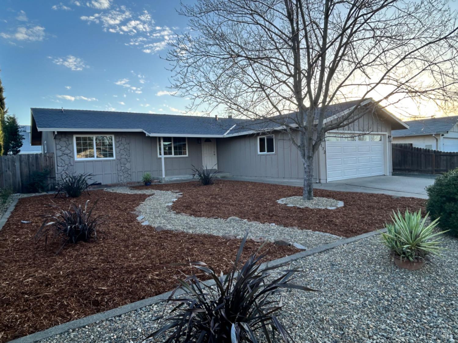 Detail Gallery Image 1 of 1 For 172 Georgetown Dr, Vacaville,  CA 95687 - 3 Beds | 2 Baths