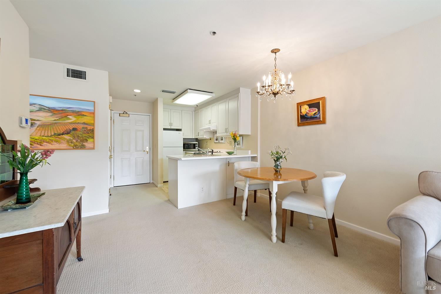 Detail Gallery Image 19 of 28 For 100 Thorndale Dr #212,  San Rafael,  CA 94903 - 1 Beds | 1 Baths