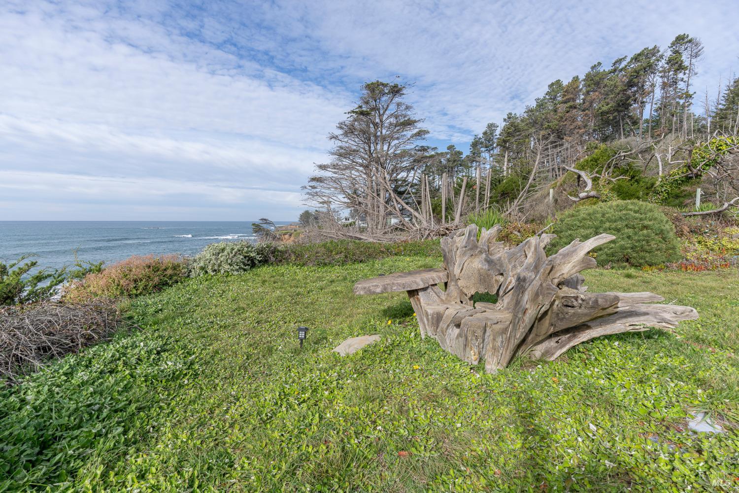 Detail Gallery Image 43 of 46 For 38100 Old Coast Hwy, Gualala,  CA 95445 - 2 Beds | 2 Baths