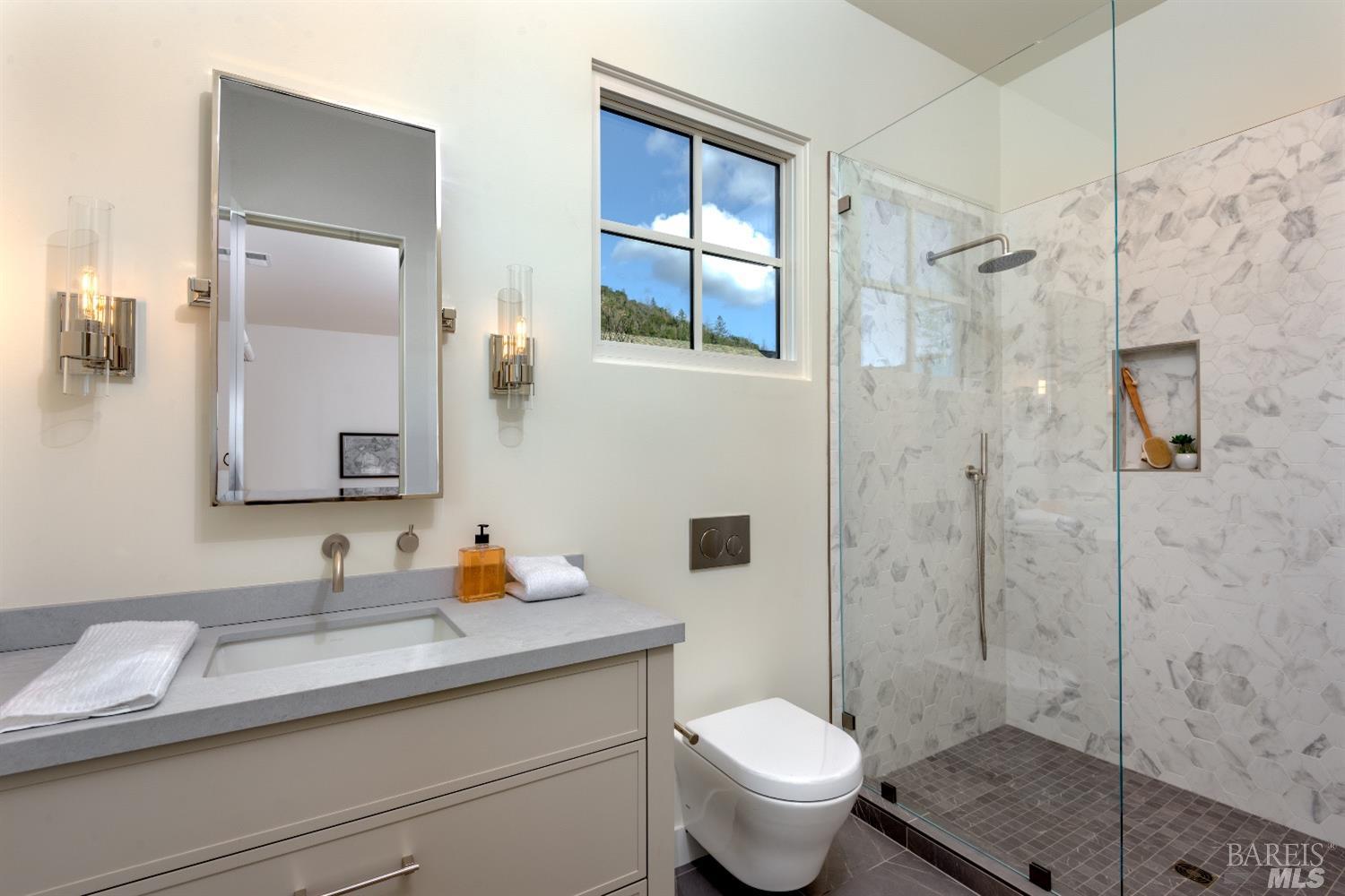 Detail Gallery Image 52 of 63 For 4693 Wallace Rd, Santa Rosa,  CA 95404 - 4 Beds | 5/1 Baths