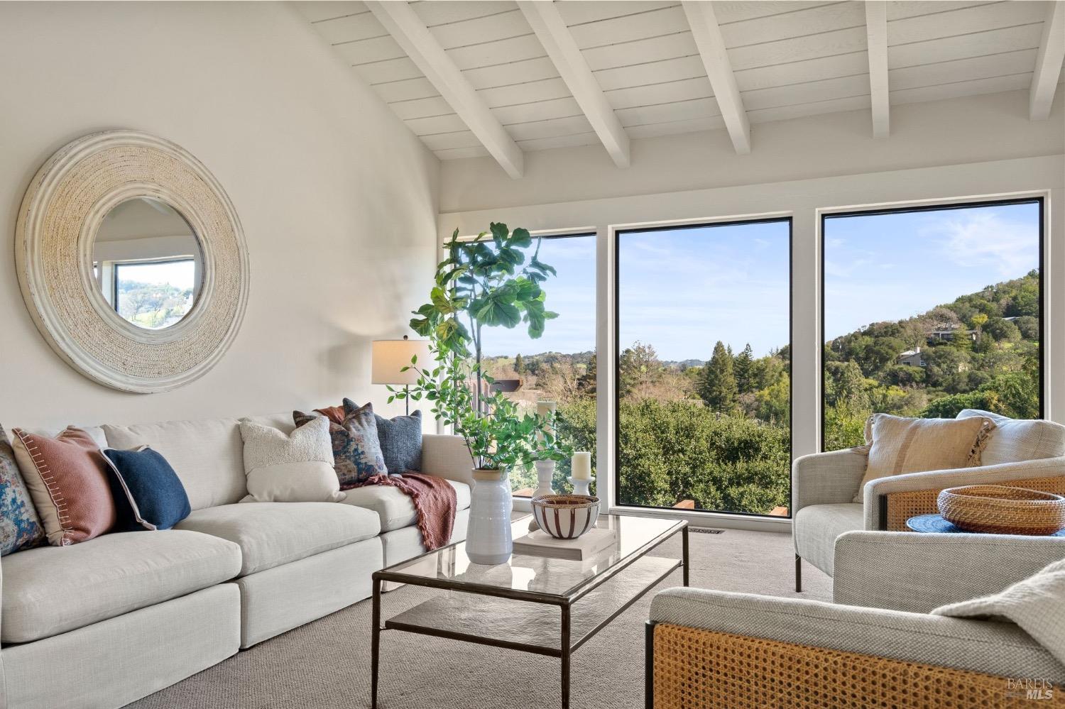 Detail Gallery Image 1 of 1 For 8 Pleasant View Rd, Novato,  CA 94947 - 6 Beds | 3/1 Baths