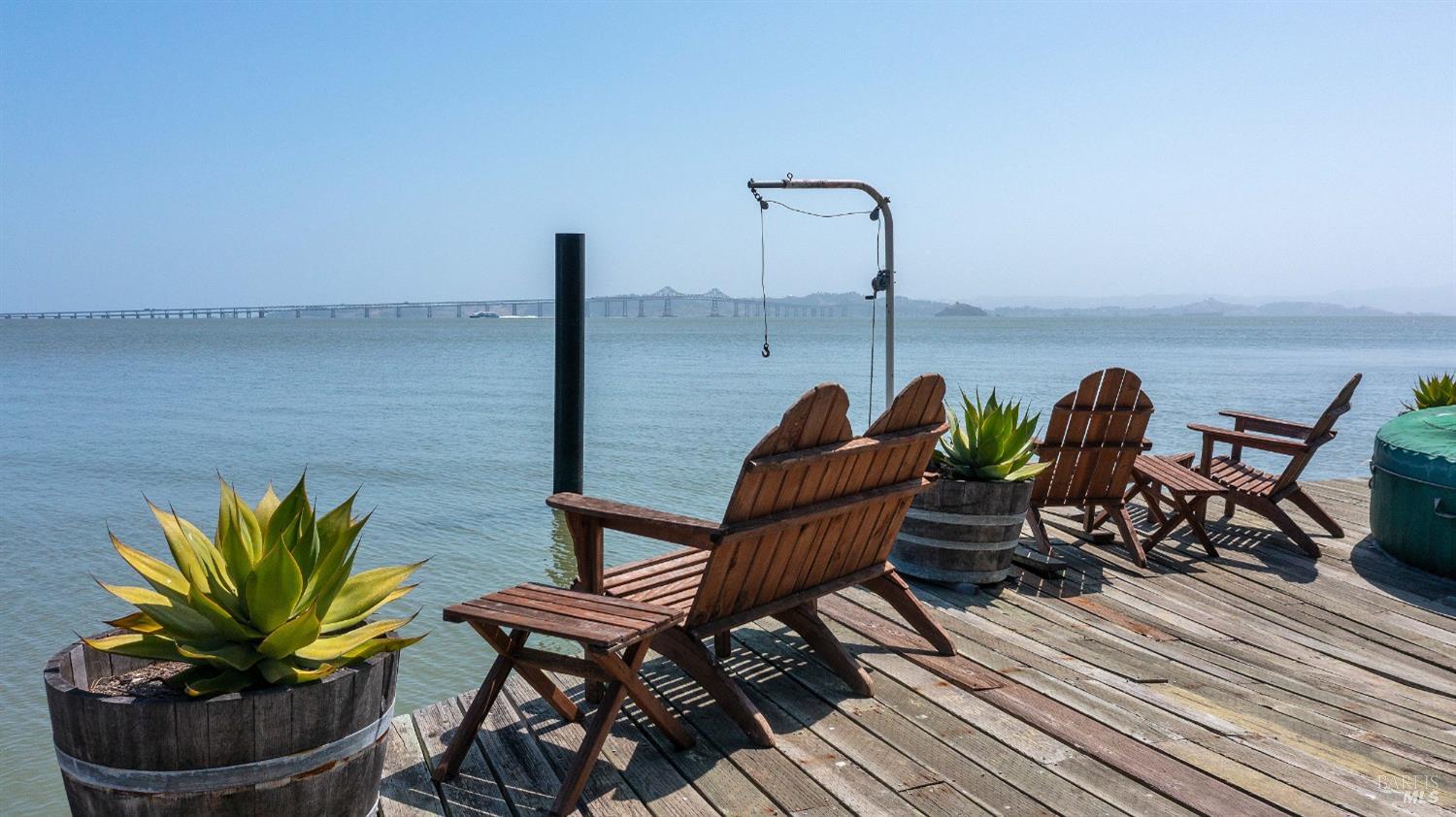 Detail Gallery Image 58 of 99 For 5080 Paradise Dr, Tiburon,  CA 94920 - 5 Beds | 3/1 Baths