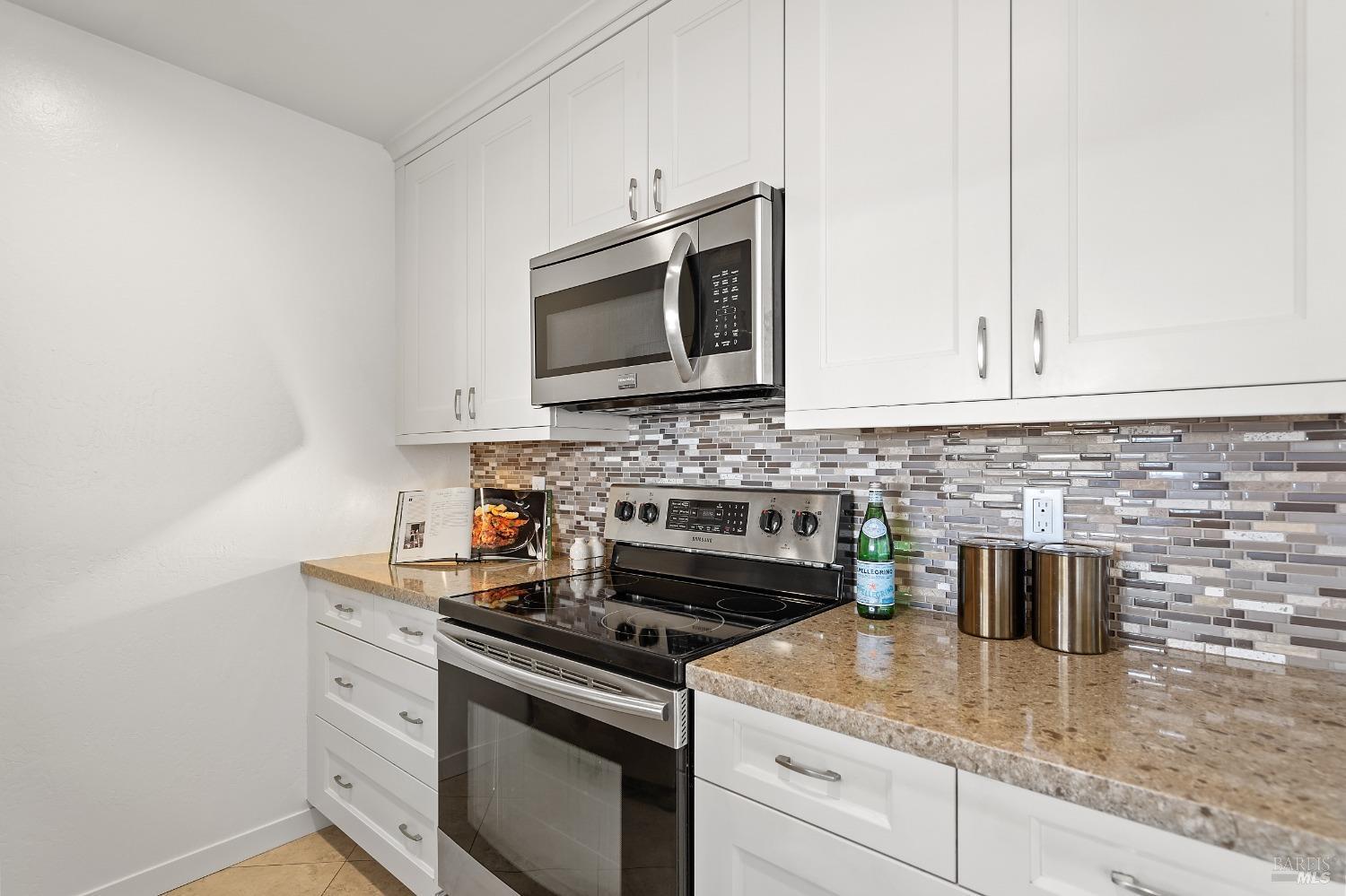 Detail Gallery Image 11 of 56 For 99 Lyford Dr #40,  Tiburon,  CA 94920 - 2 Beds | 2 Baths