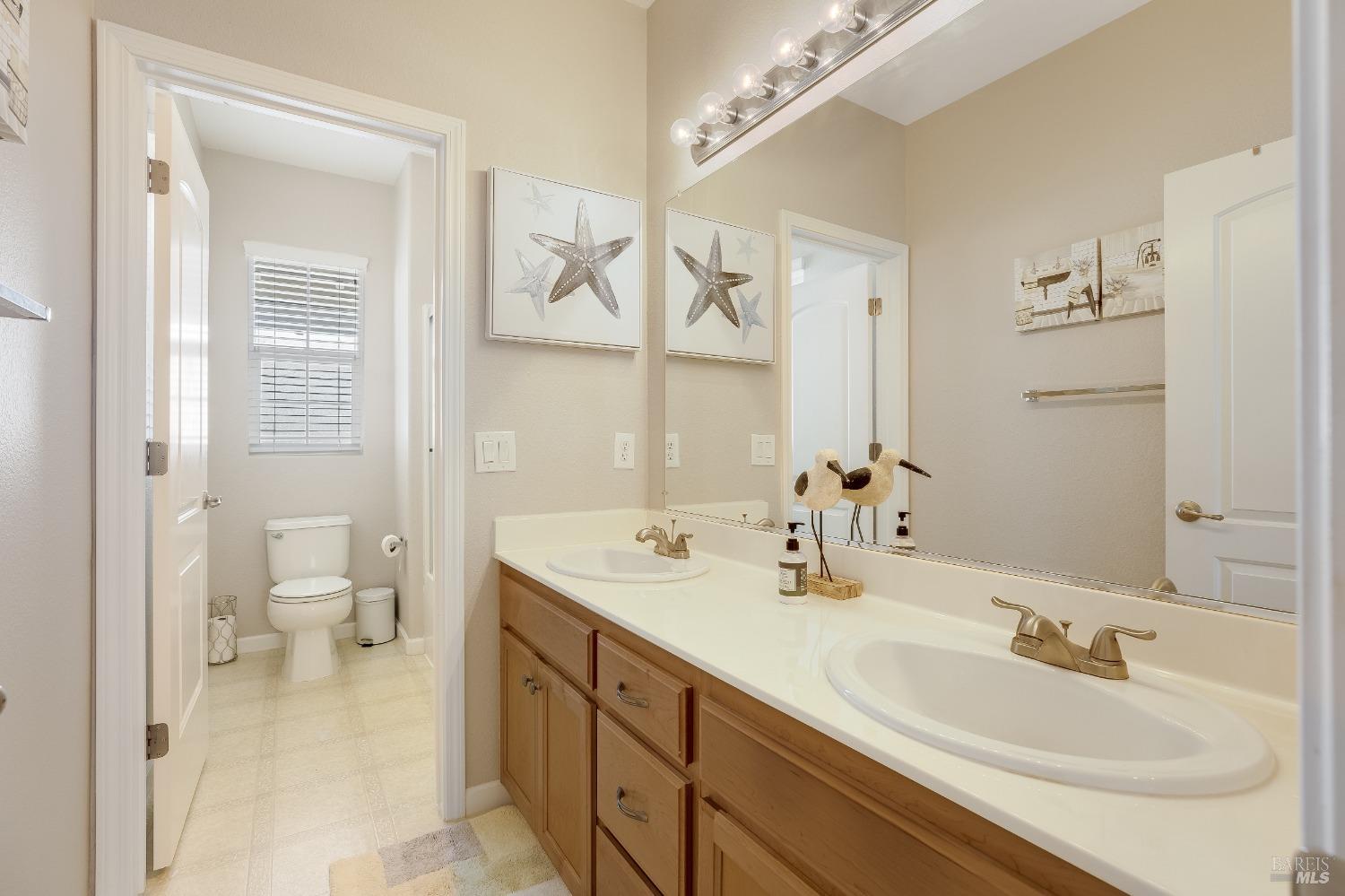 Detail Gallery Image 20 of 26 For 8076 Carlisle Way, Vallejo,  CA 94591 - 3 Beds | 2/1 Baths