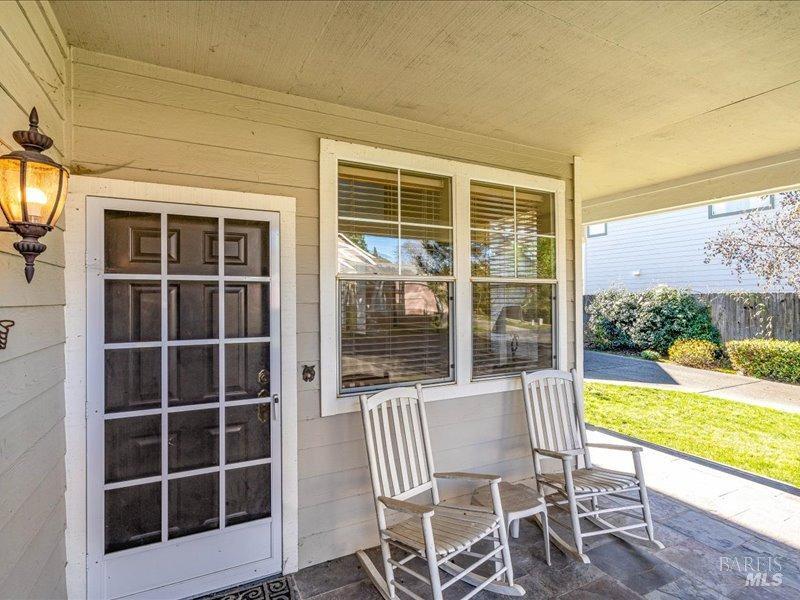 Detail Gallery Image 5 of 46 For 1927 Mount Ave, Yountville,  CA 94599 - 4 Beds | 3 Baths