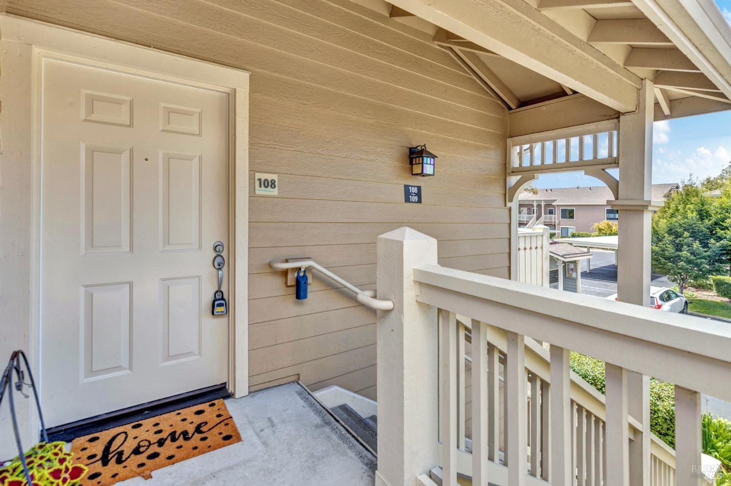 Detail Gallery Image 3 of 46 For 108 Shoreline Ct, Richmond,  CA 94804 - 1 Beds | 1 Baths