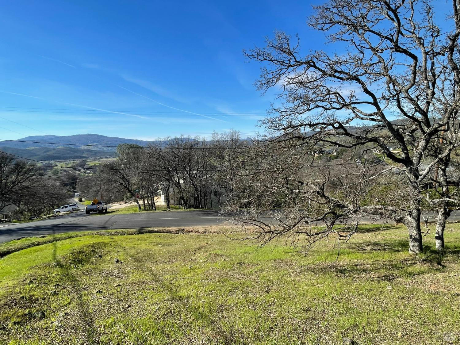 Detail Gallery Image 4 of 8 For 20883 Powder Horn Rd, Hidden Valley Lake,  CA 95467 - – Beds | – Baths